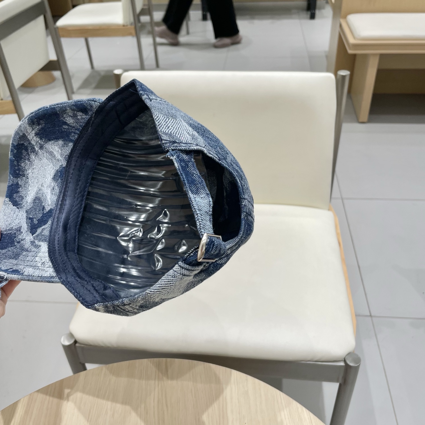  蒙口MONCLER新款棒球帽，时尚炸街单品，风格很OK，网红.时尚博主的最爱！高品质舒适透气，凹造型很