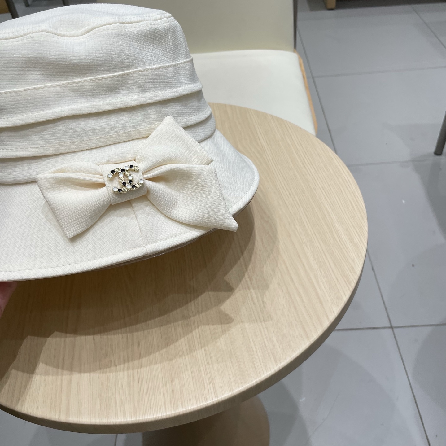 香奈儿CHANEL 新品渔夫帽，小香经典简约，时尚休闲设计