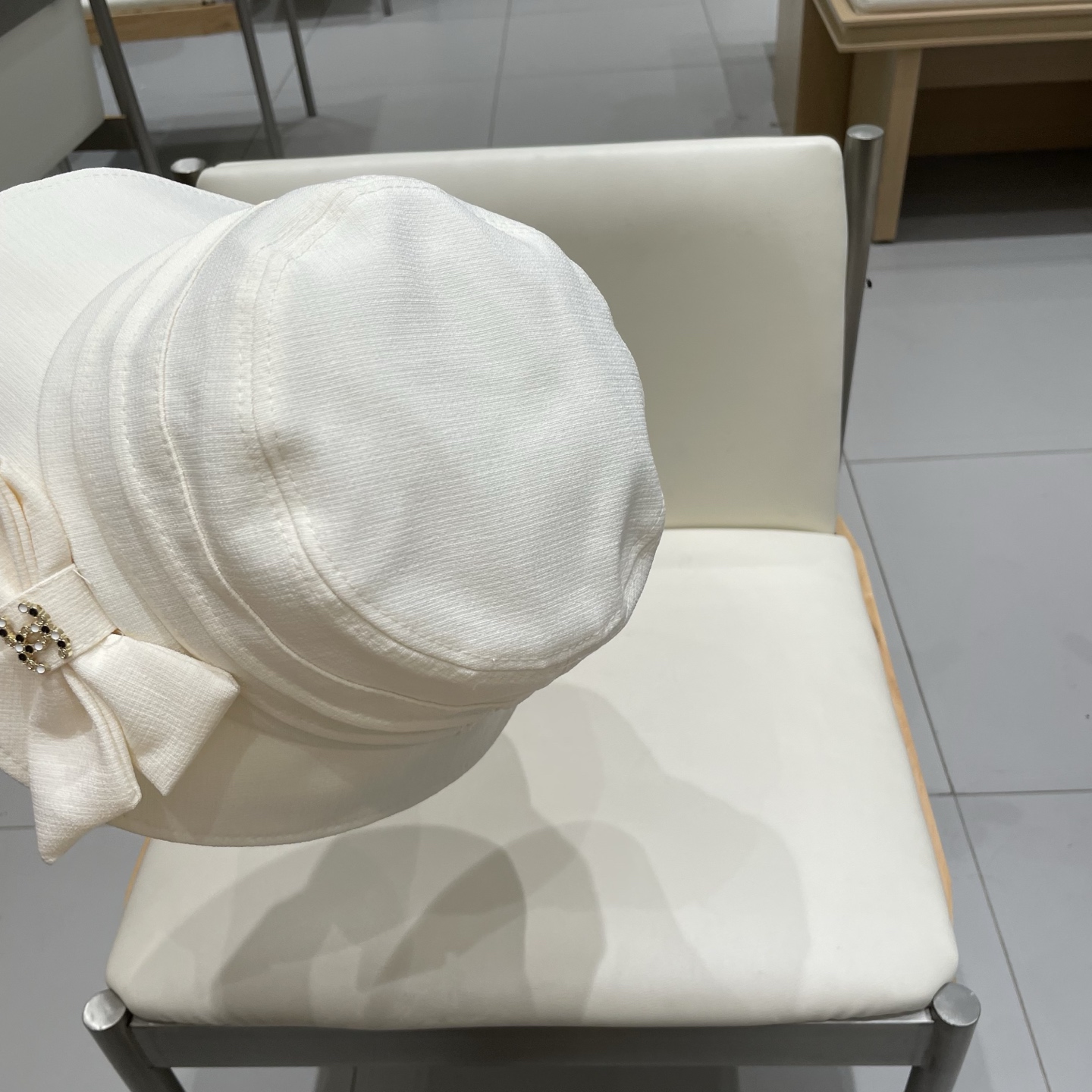 香奈儿CHANEL 新品渔夫帽，小香经典简约，时尚休闲设计