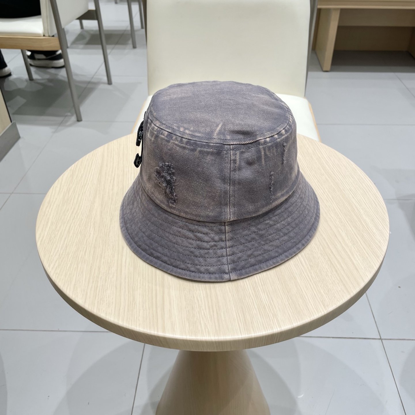  CHANEL香奈儿】新款简约刺绣logo渔夫帽🧢新款出货，大牌款超好搭配，赶紧入手