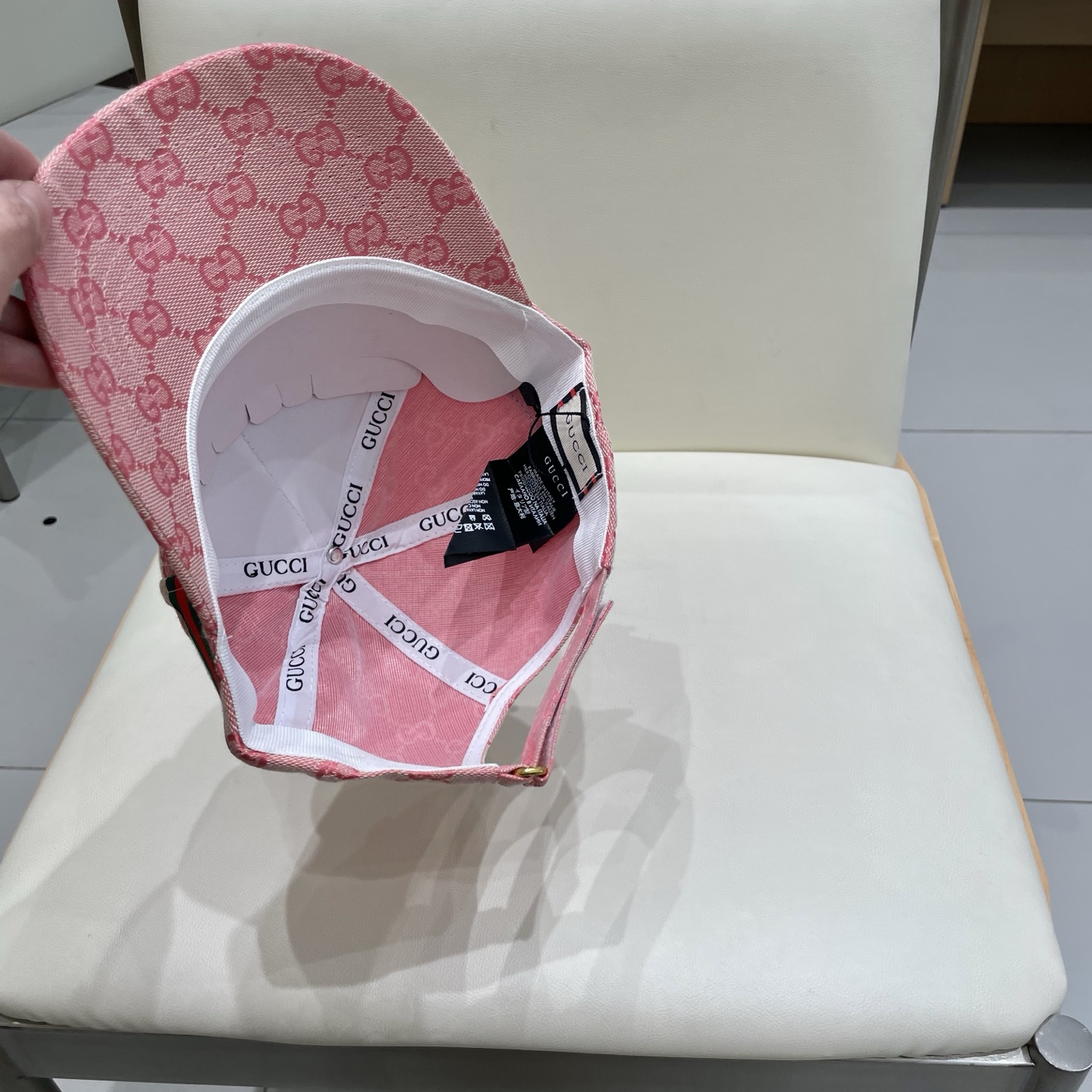 古奇棒球帽♥️GUCCI🧢官网新品，棒球帽，原单品质火爆来袭 。🎩 工艺非常精美 高档大气上档次！低调