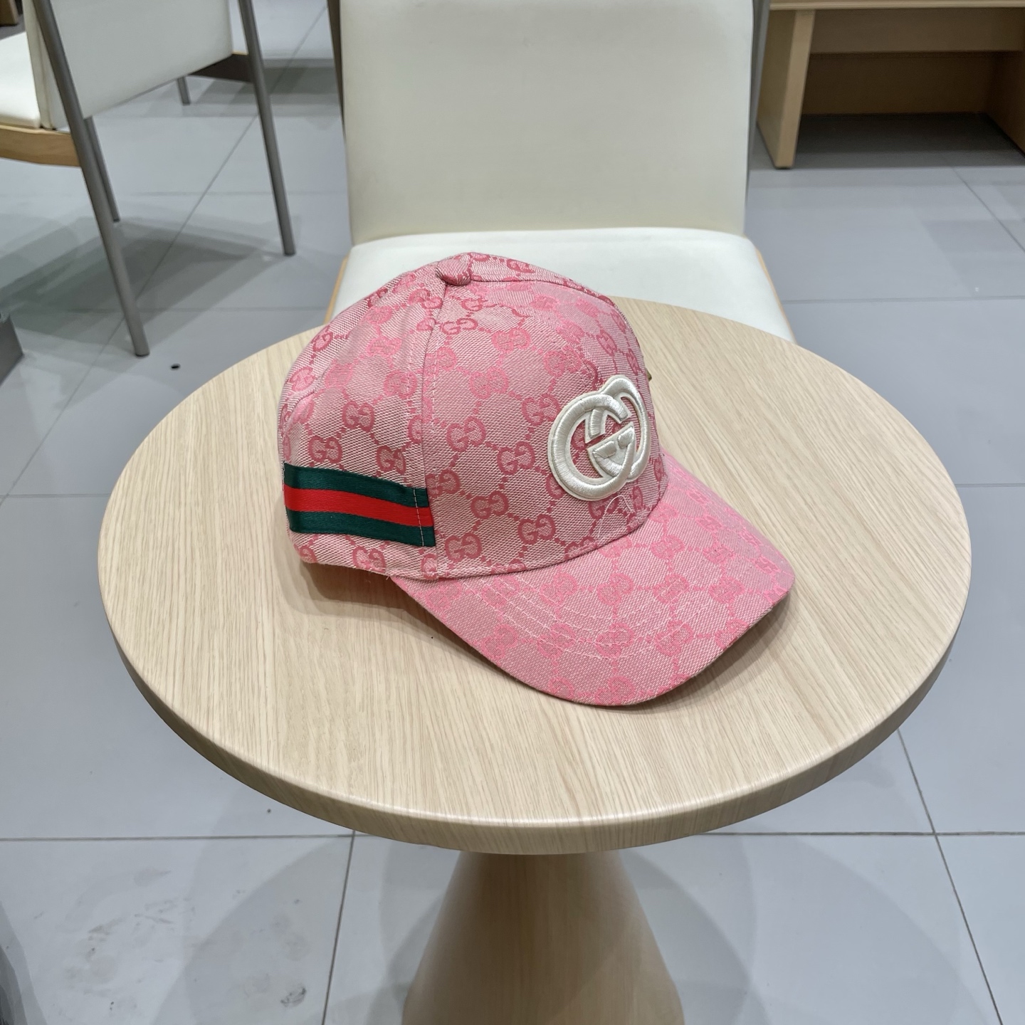  古奇棒球帽♥️GUCCI🧢官网新品，棒球帽，原单品质火爆来袭 。🎩 工艺非常精美 高档大气上档次！低调