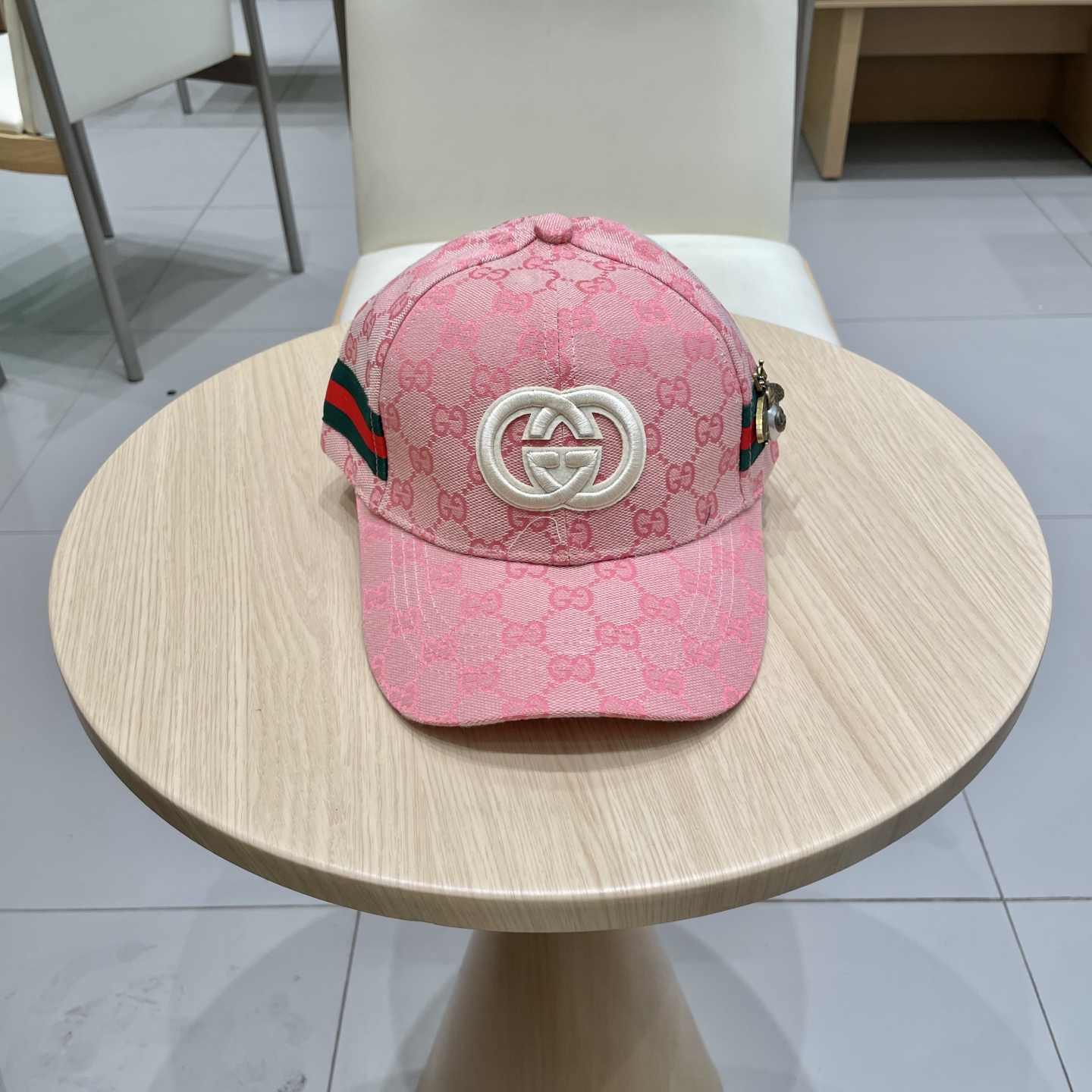  古奇棒球帽♥️GUCCI🧢官网新品，棒球帽，原单品质火爆来袭 。🎩 工艺非常精美 高档大气上档次！低调