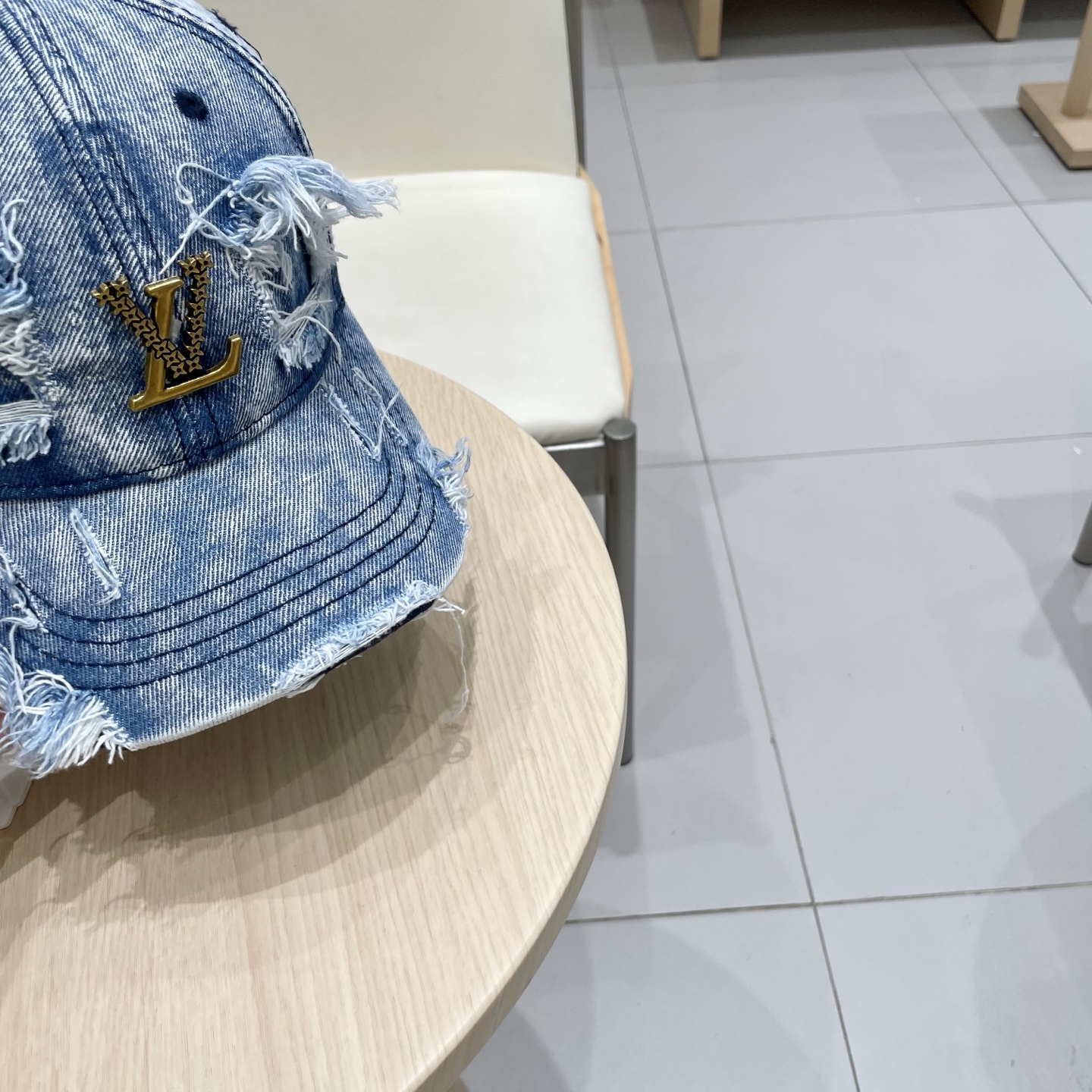 。LV路易威登🧢 官网高版出货，棒球帽，非常经典的经典，流行的复古美，四季可用，出门必备，非常显脸小