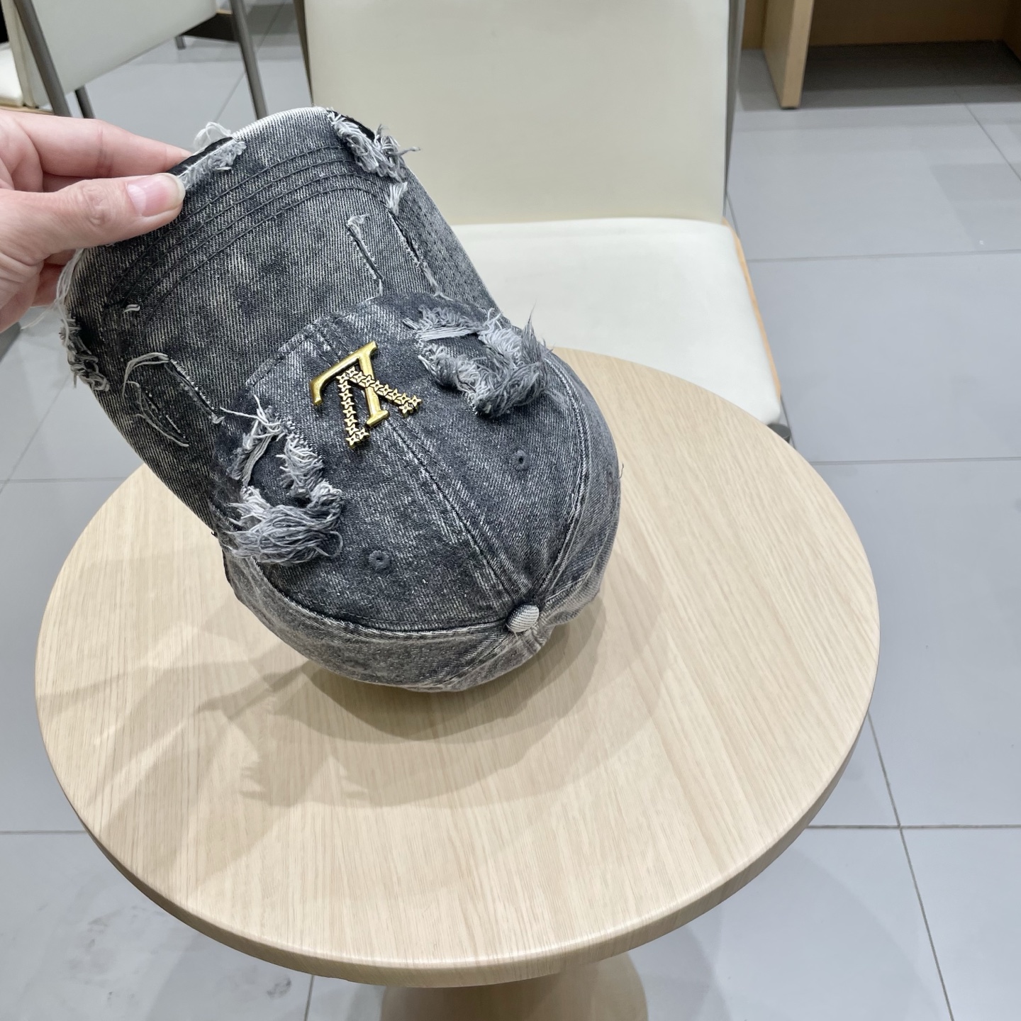 。LV路易威登🧢 官网高版出货，棒球帽，非常经典的经典，流行的复古美，四季可用，出门必备，非常显脸小