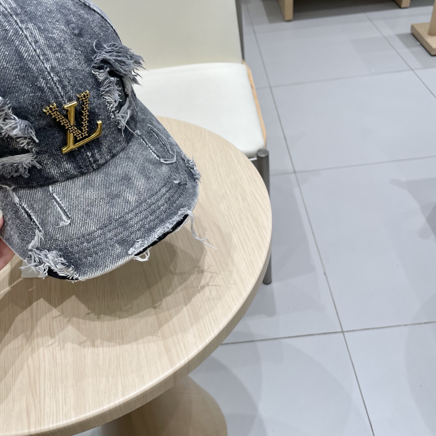 。LV路易威登🧢 官网高版出货，棒球帽，非常经典的经典，流行的复古美，四季可用，出门必备，非常显脸小