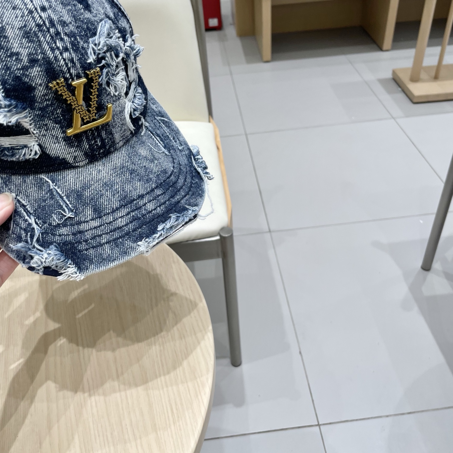 。LV路易威登🧢 官网高版出货，棒球帽，非常经典的经典，流行的复古美，四季可用，出门必备，非常显脸小