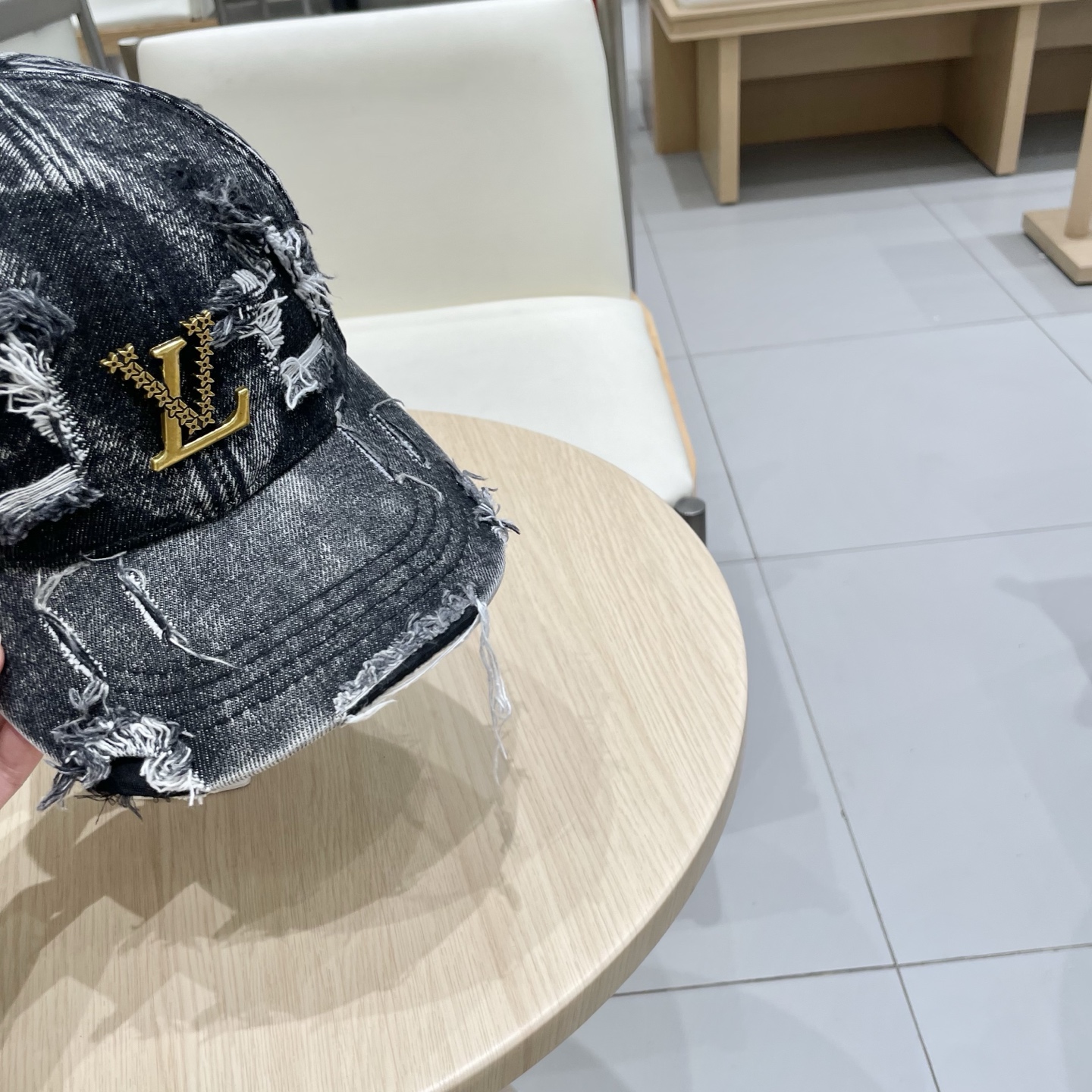 。LV路易威登🧢 官网高版出货，棒球帽，非常经典的经典，流行的复古美，四季可用，出门必备，非常显脸小