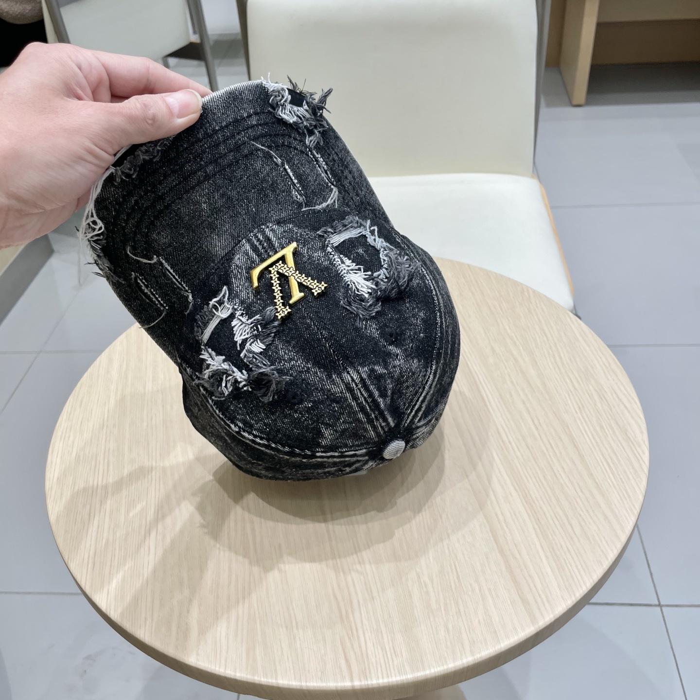 。LV路易威登🧢 官网高版出货，棒球帽，非常经典的经典，流行的复古美，四季可用，出门必备，非常显脸小