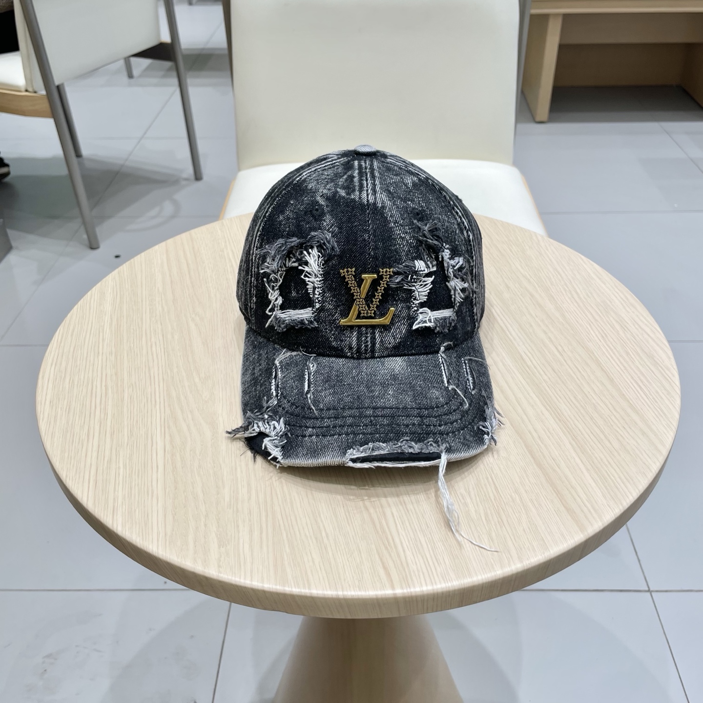 。LV路易威登🧢 官网高版出货，棒球帽，非常经典的经典，流行的复古美，四季可用，出门必备，非常显脸小