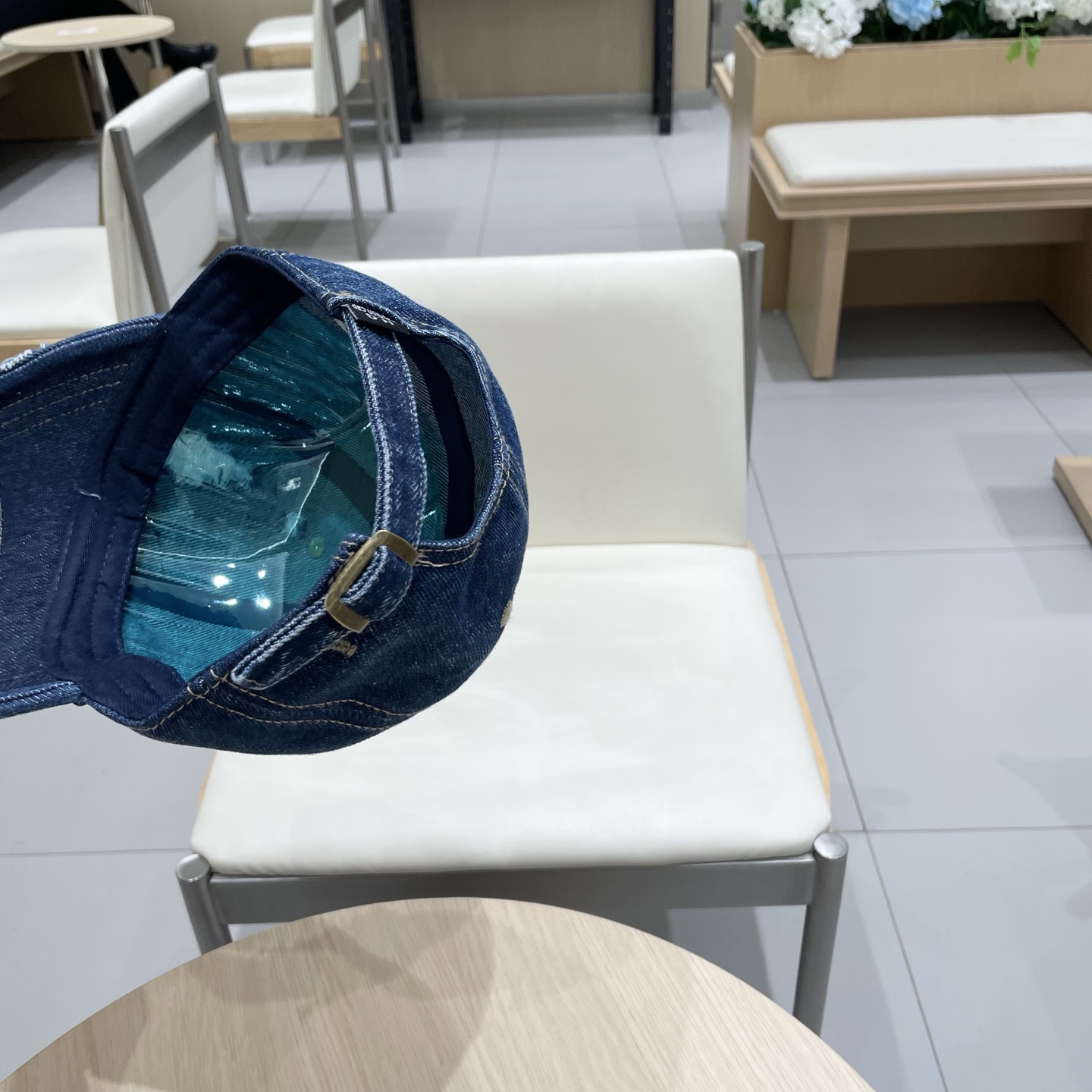 🧢路易威登棒球帽 LouisVuitton😍新款LV棒球帽，重工打造♥️高端大气，百搭款🤗男女通用！跑量