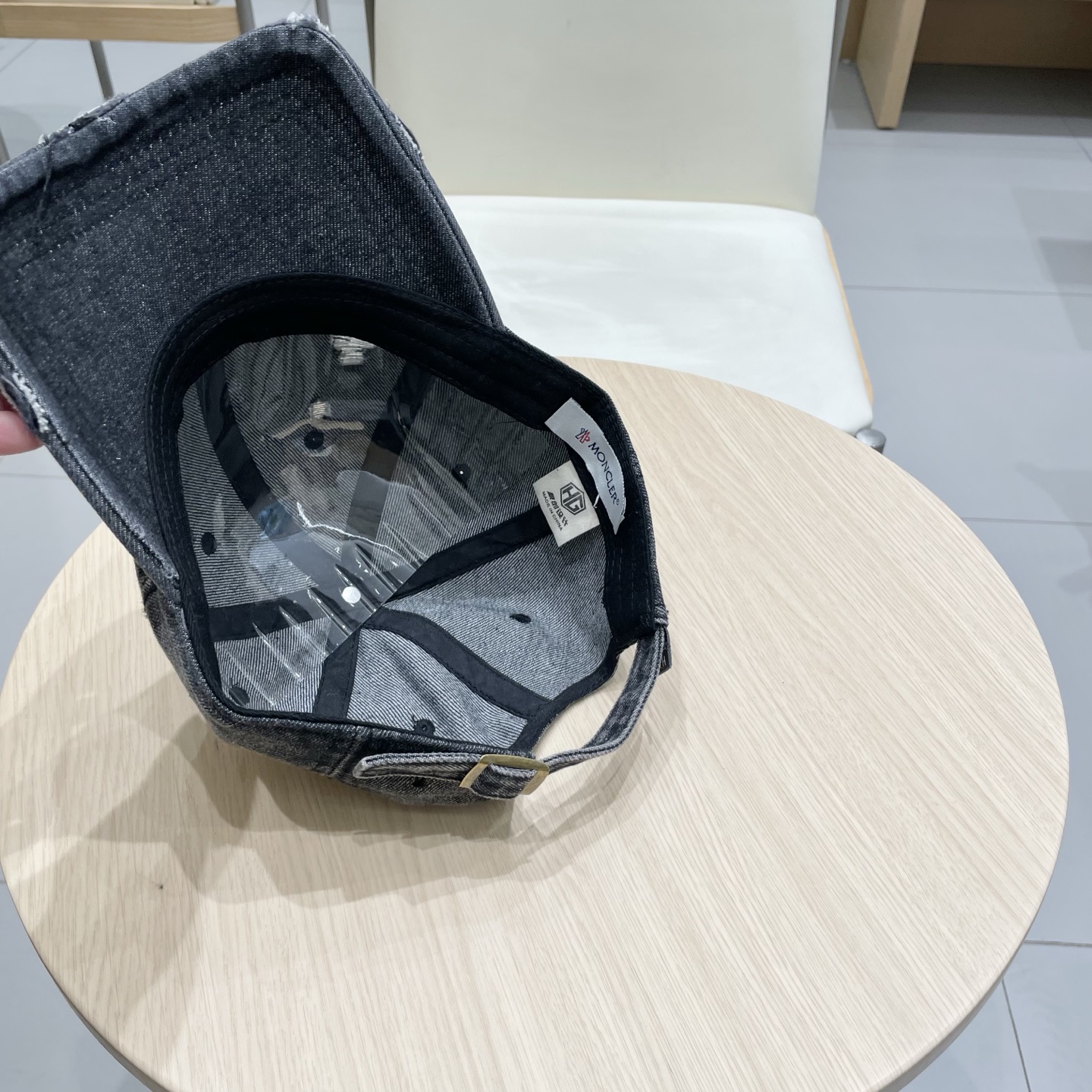 🧢路易威登棒球帽 LouisVuitton😍新款LV棒球帽，重工打造♥️高端大气，百搭款🤗男女通用！跑量