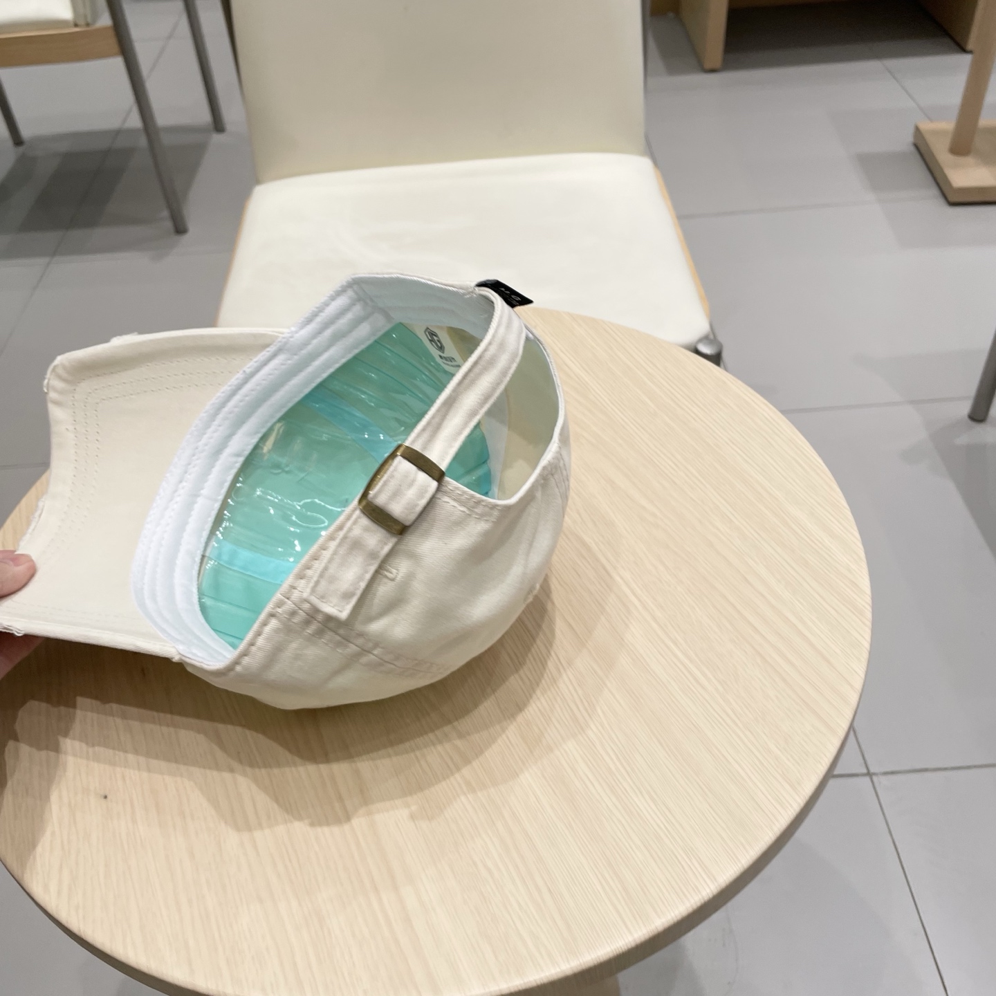🧢路易威登棒球帽 LouisVuitton😍新款LV棒球帽，重工打造♥️高端大气，百搭款🤗男女通用！跑量