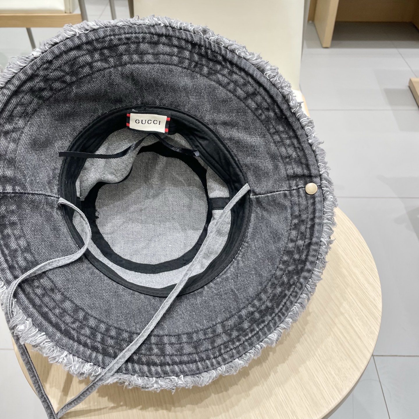 GUCCI古奇复古水洗毛边牛仔渔夫帽女2025春季新款大檐显脸小做旧百搭水桶帽