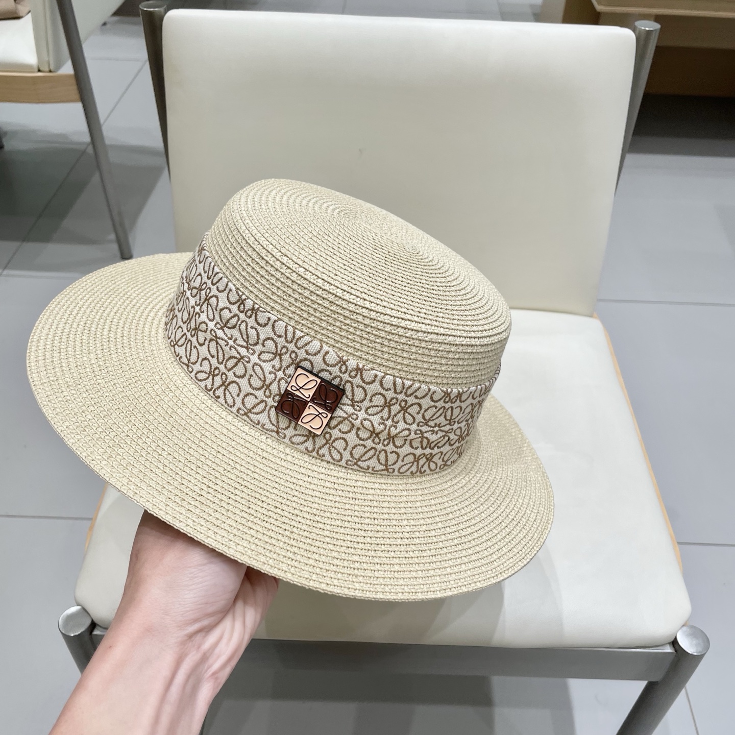 塞琳celien新款草帽，平顶礼帽，头围57cm