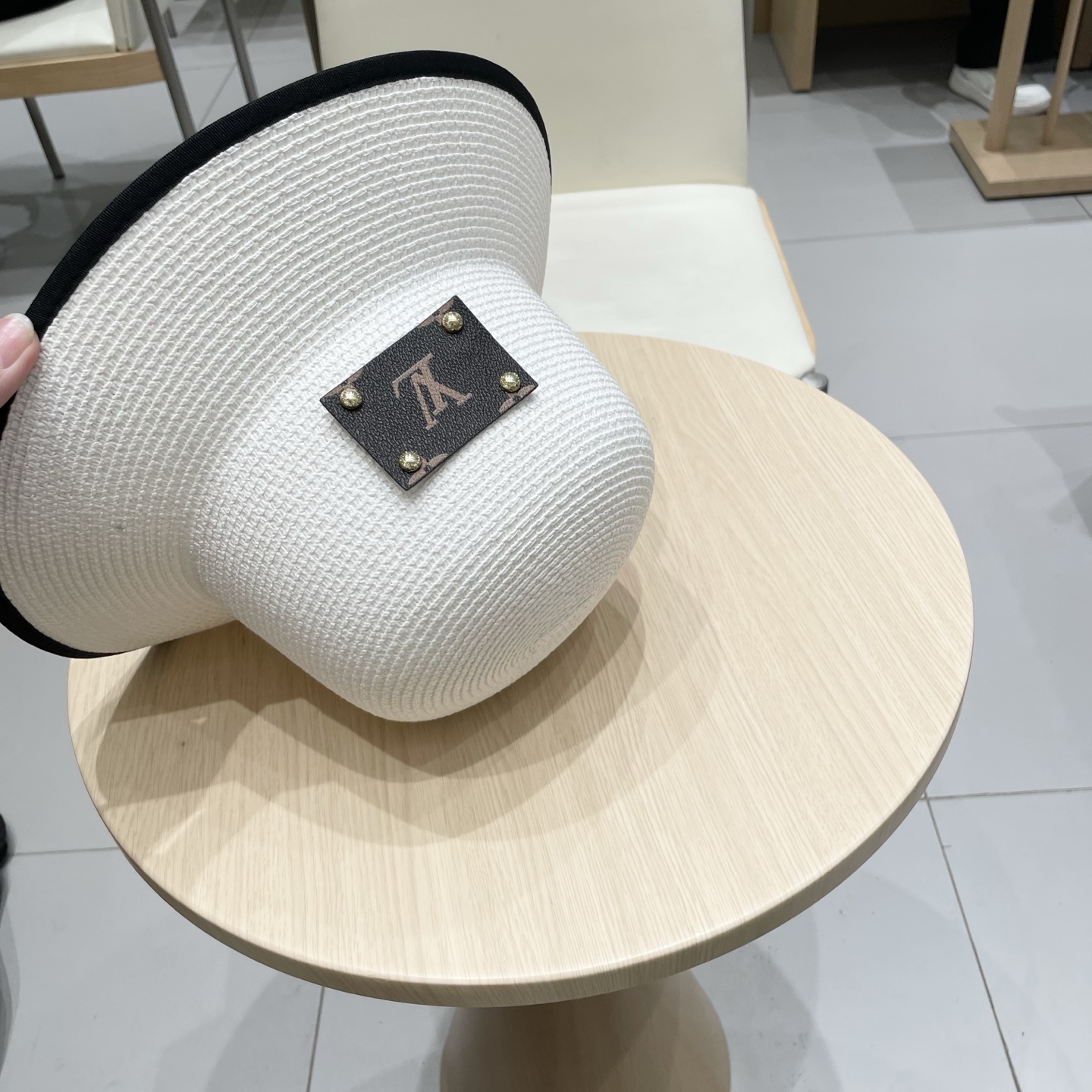 LV路易威登新款圆顶草帽，平顶礼帽，头围57cm