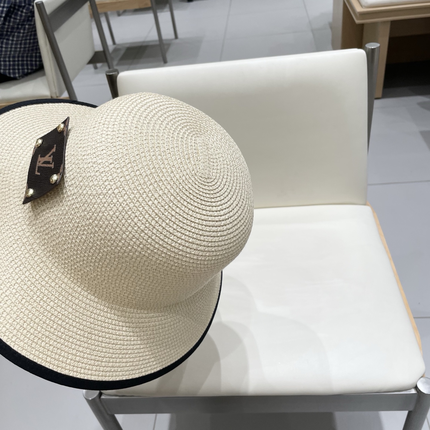 LV路易威登新款圆顶草帽，平顶礼帽，头围57cm