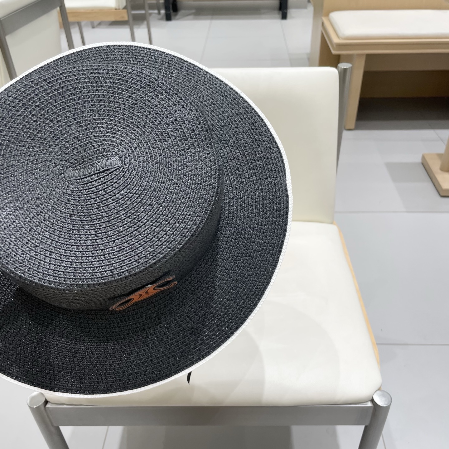  塞琳celien新款草帽，平顶礼帽，头围57cm