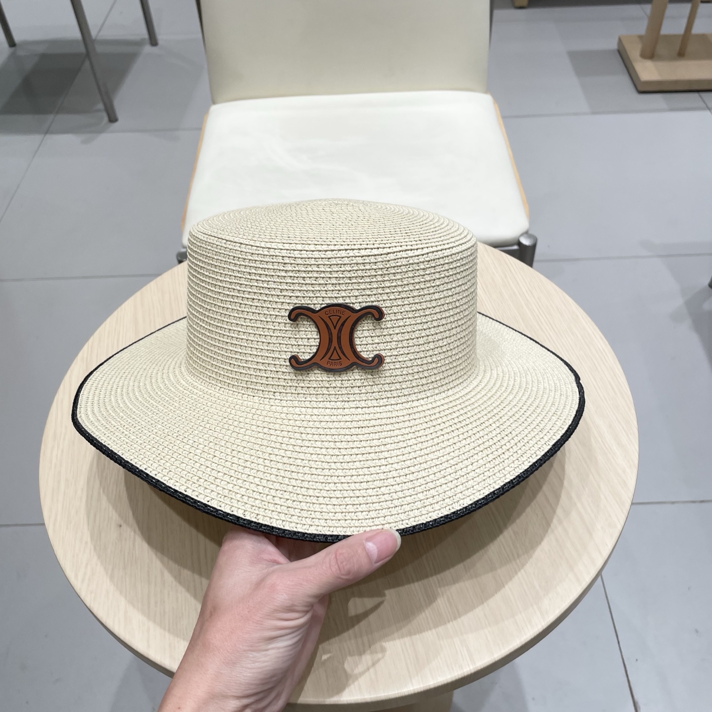  塞琳celien新款草帽，平顶礼帽，头围57cm