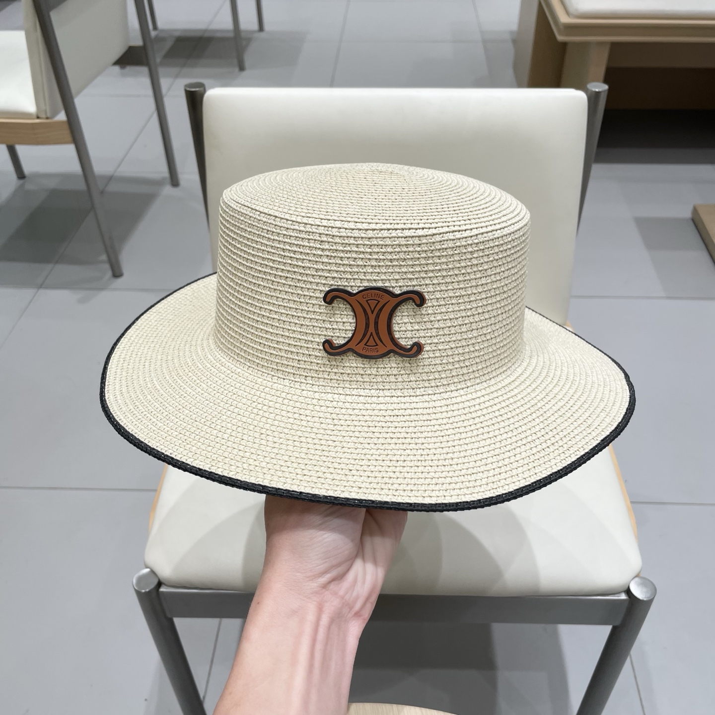  塞琳celien新款草帽，平顶礼帽，头围57cm