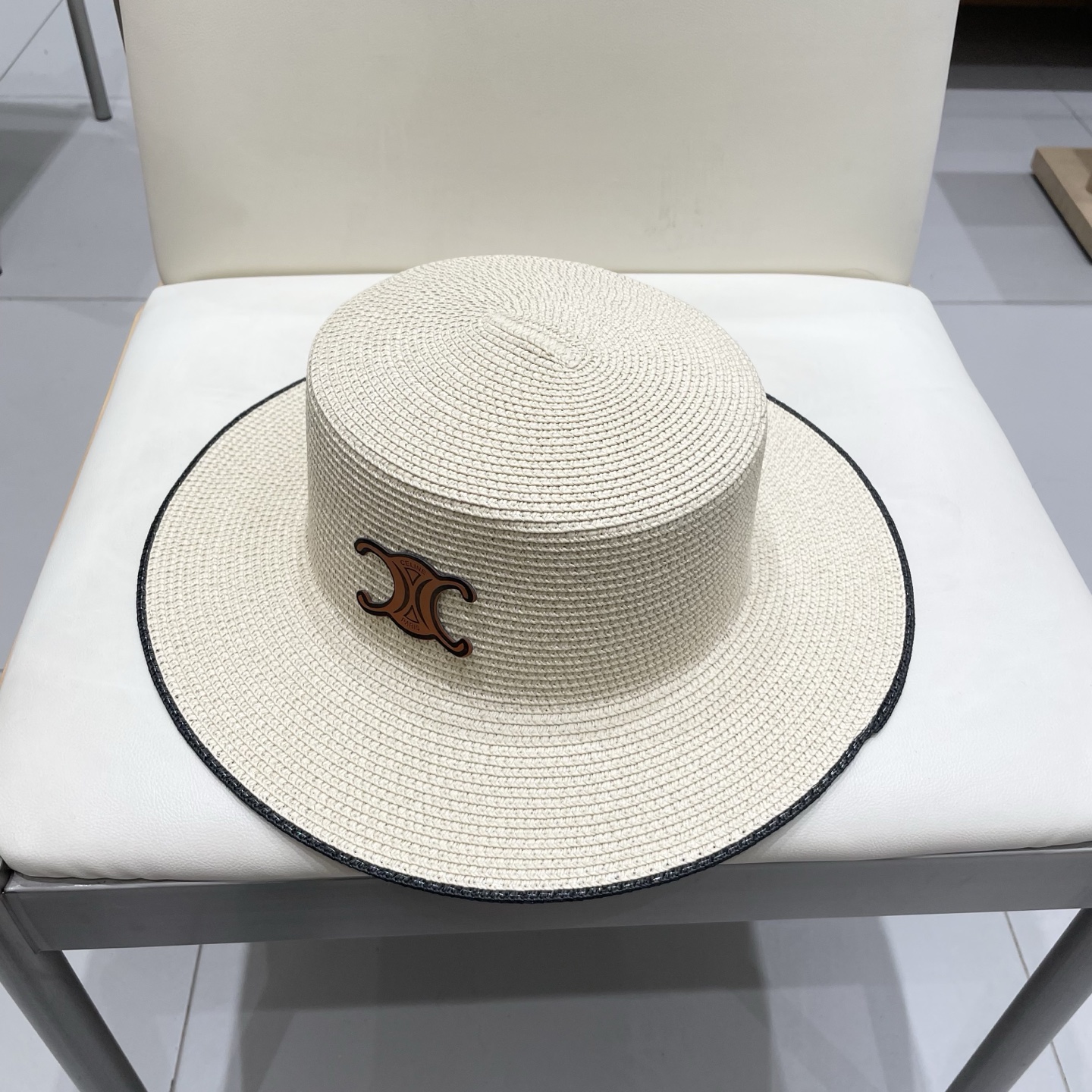  塞琳celien新款草帽，平顶礼帽，头围57cm