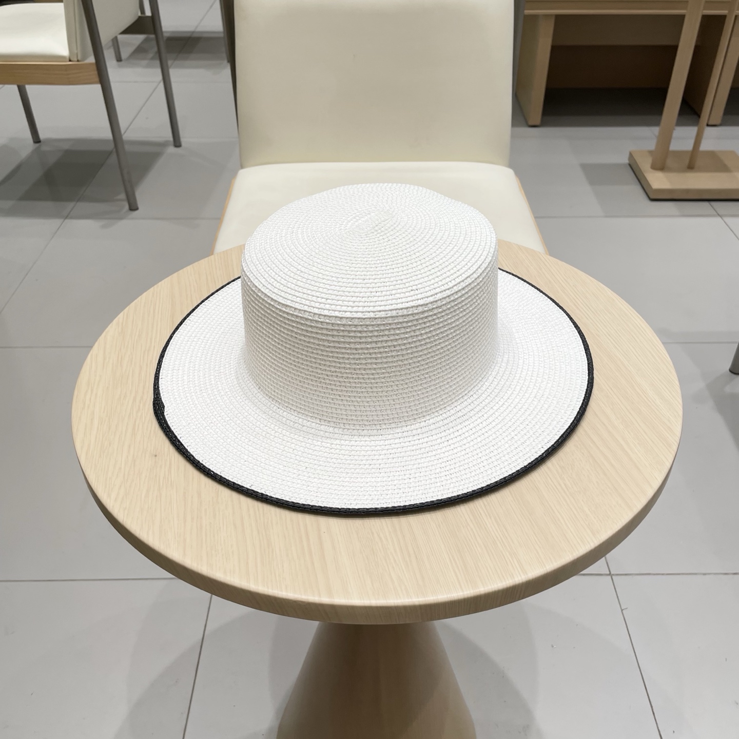  塞琳celien新款草帽，平顶礼帽，头围57cm