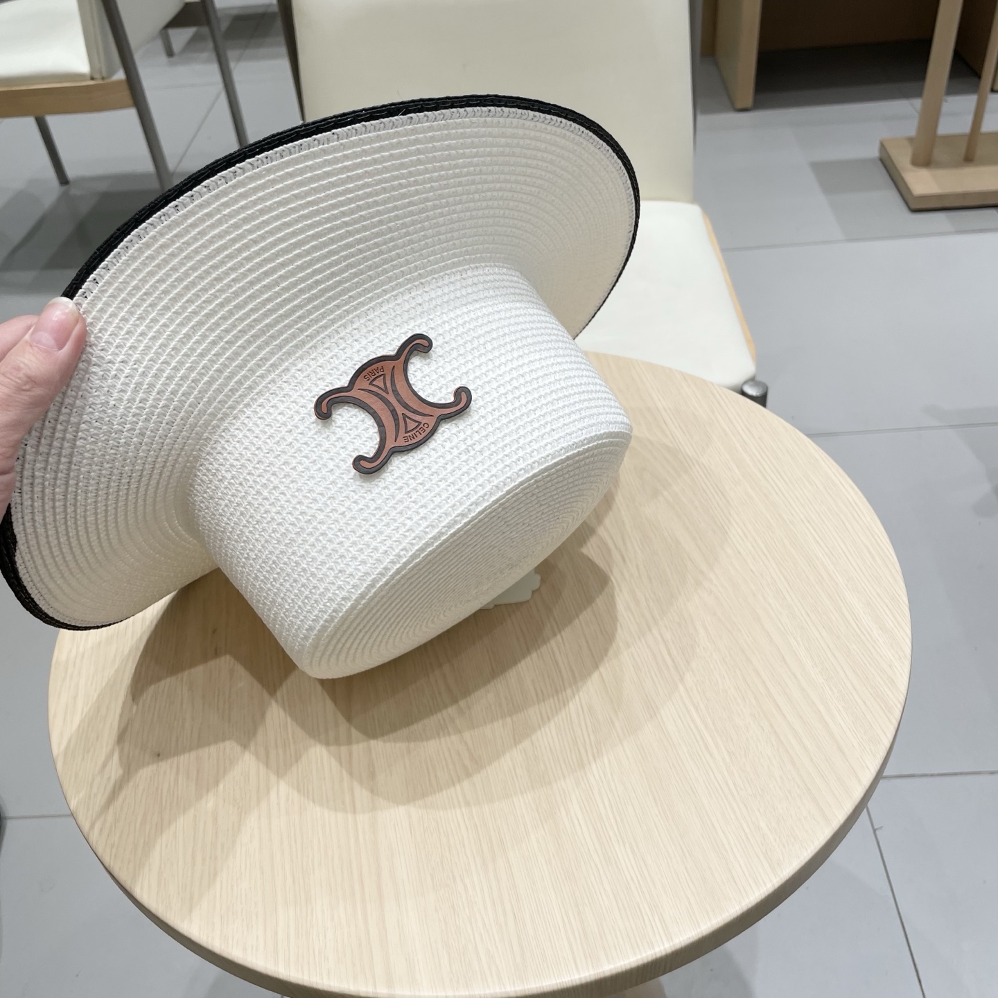  塞琳celien新款草帽，平顶礼帽，头围57cm