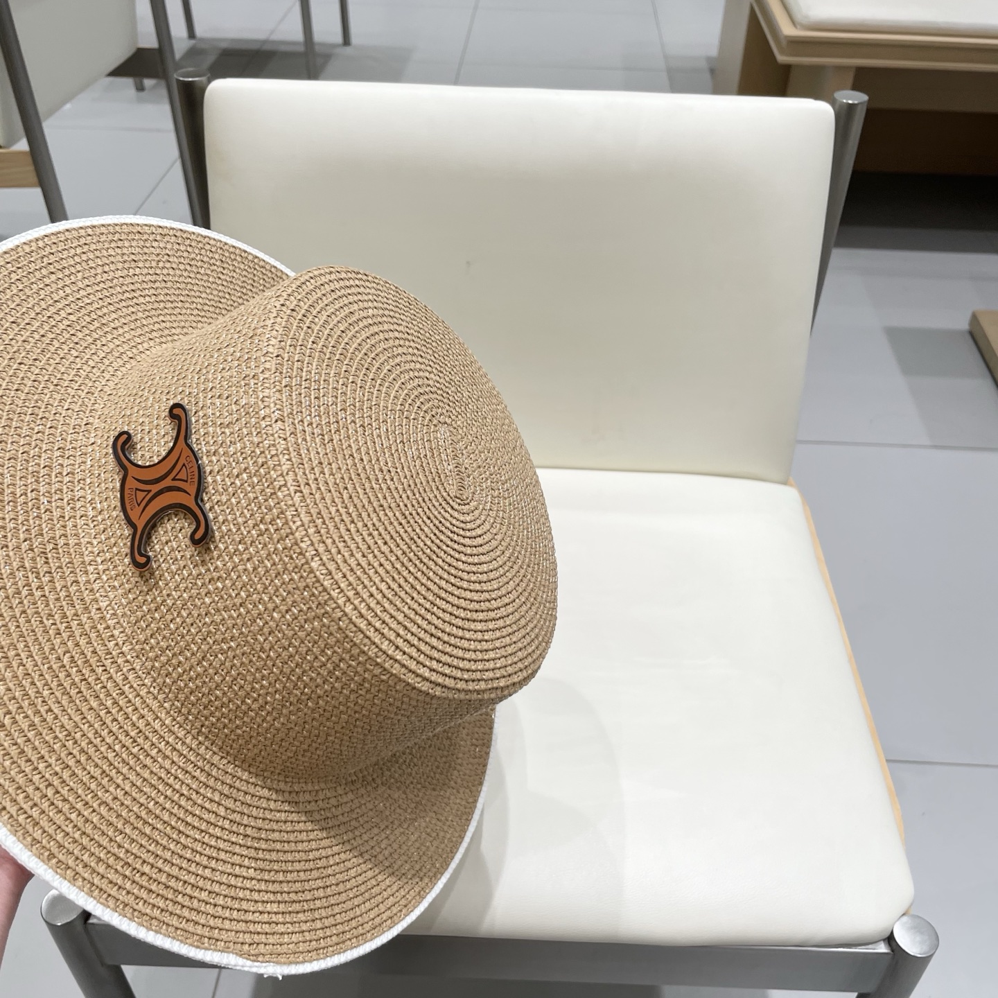  塞琳celien新款草帽，平顶礼帽，头围57cm