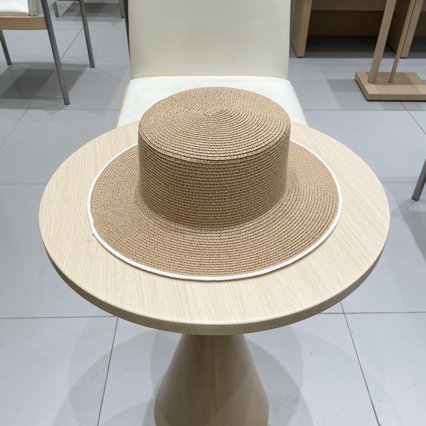  塞琳celien新款草帽，平顶礼帽，头围57cm