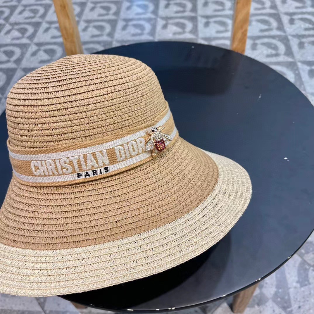 Dior迪奥年夏季新款草帽，拼色设计，头围57cm