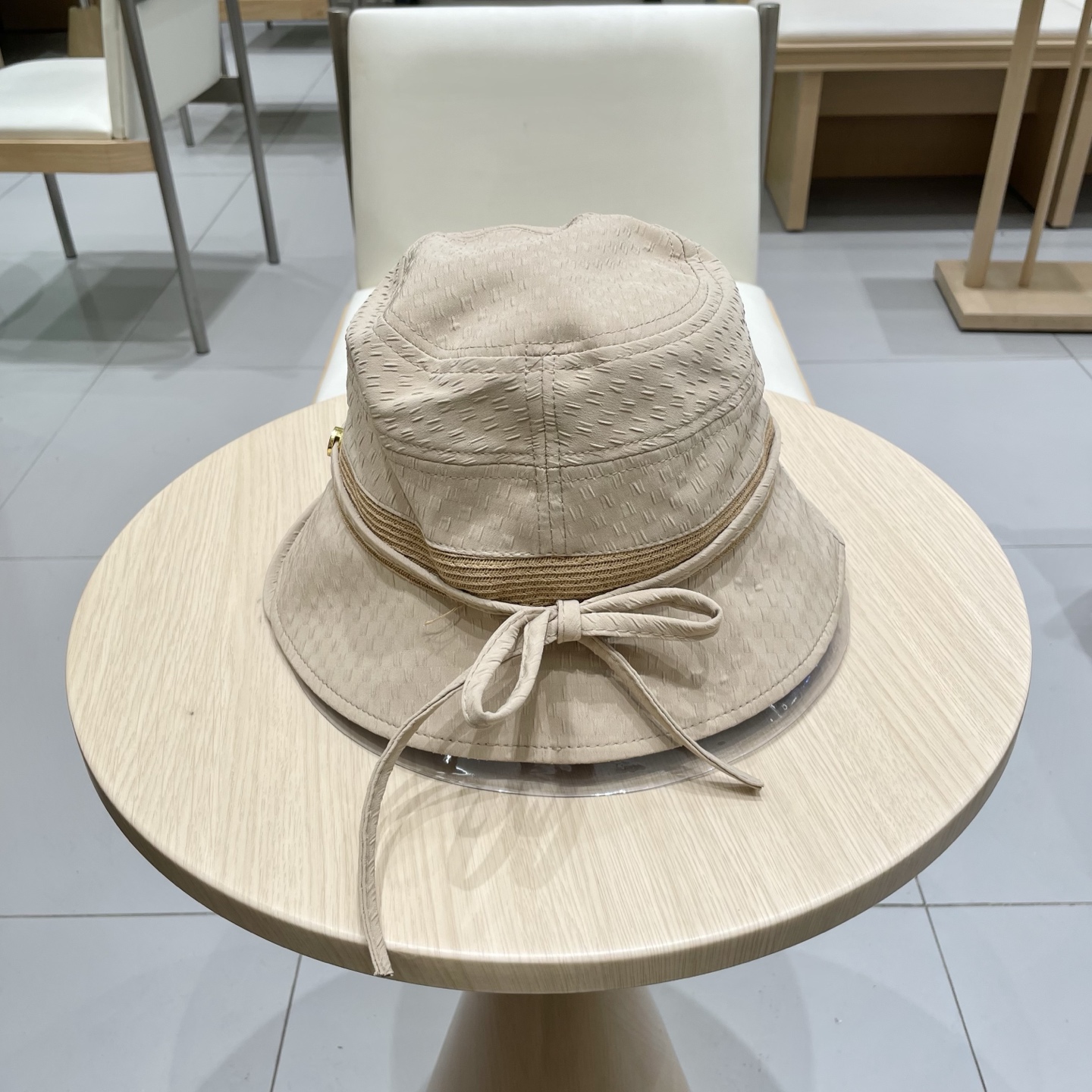   🧢路易威登棒球帽 LouisVuitton😍带蝴蝶结渔夫帽子女款新品百搭时尚盆帽显脸小可折叠遮阳帽
