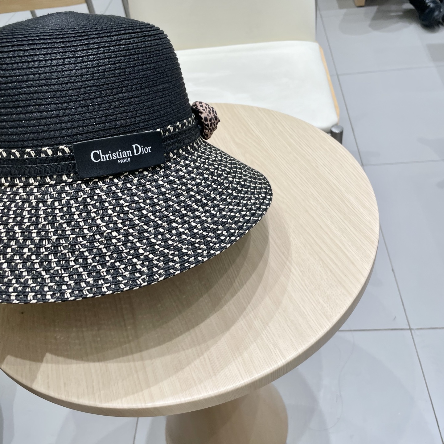  DIOR迪奥赫本风草帽女拼色渔夫帽女士夏季防晒帽草编透气遮阳帽子夏天凉帽