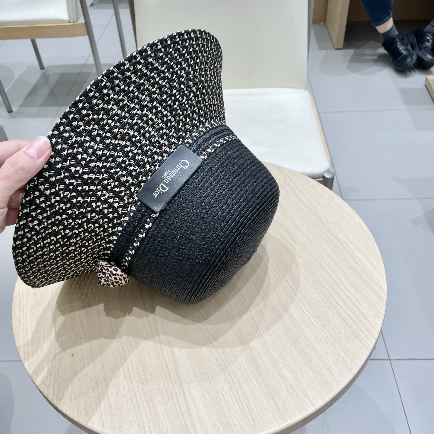  DIOR迪奥赫本风草帽女拼色渔夫帽女士夏季防晒帽草编透气遮阳帽子夏天凉帽