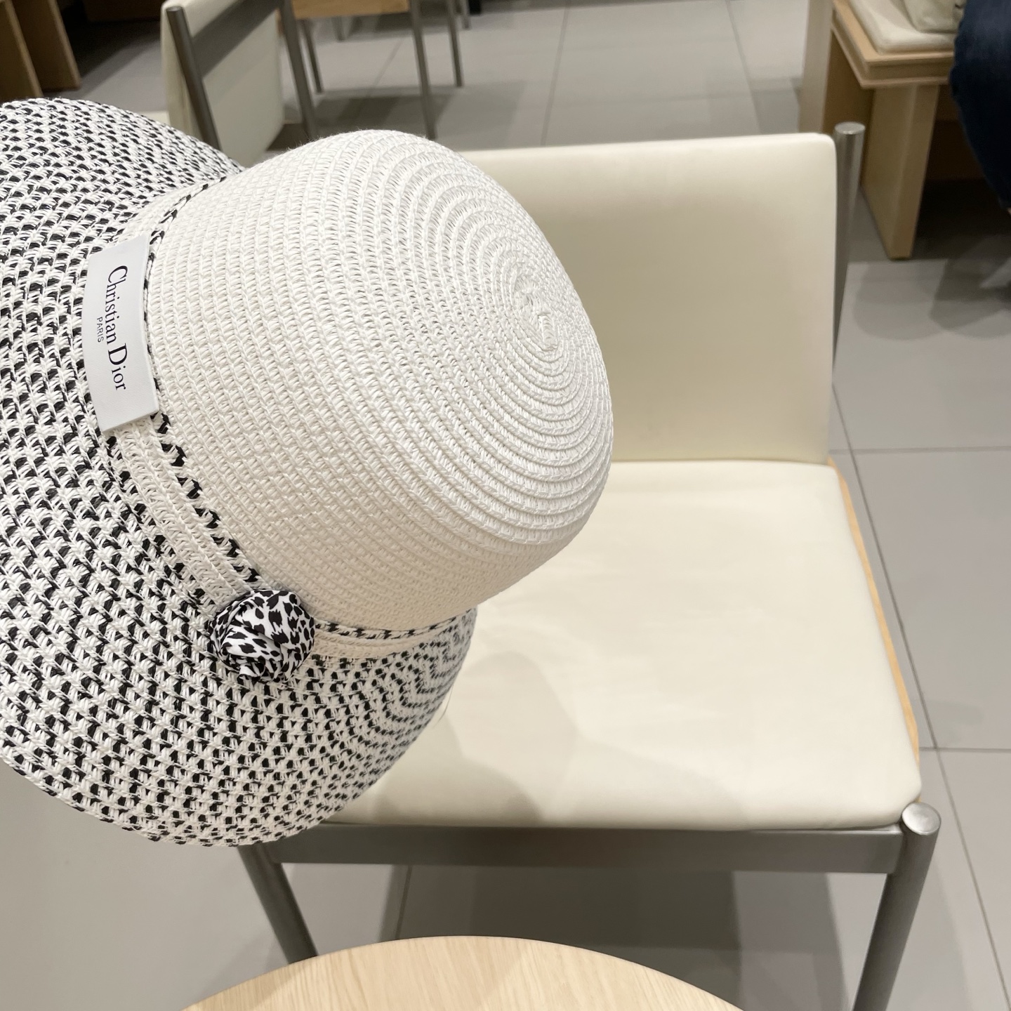  DIOR迪奥赫本风草帽女拼色渔夫帽女士夏季防晒帽草编透气遮阳帽子夏天凉帽