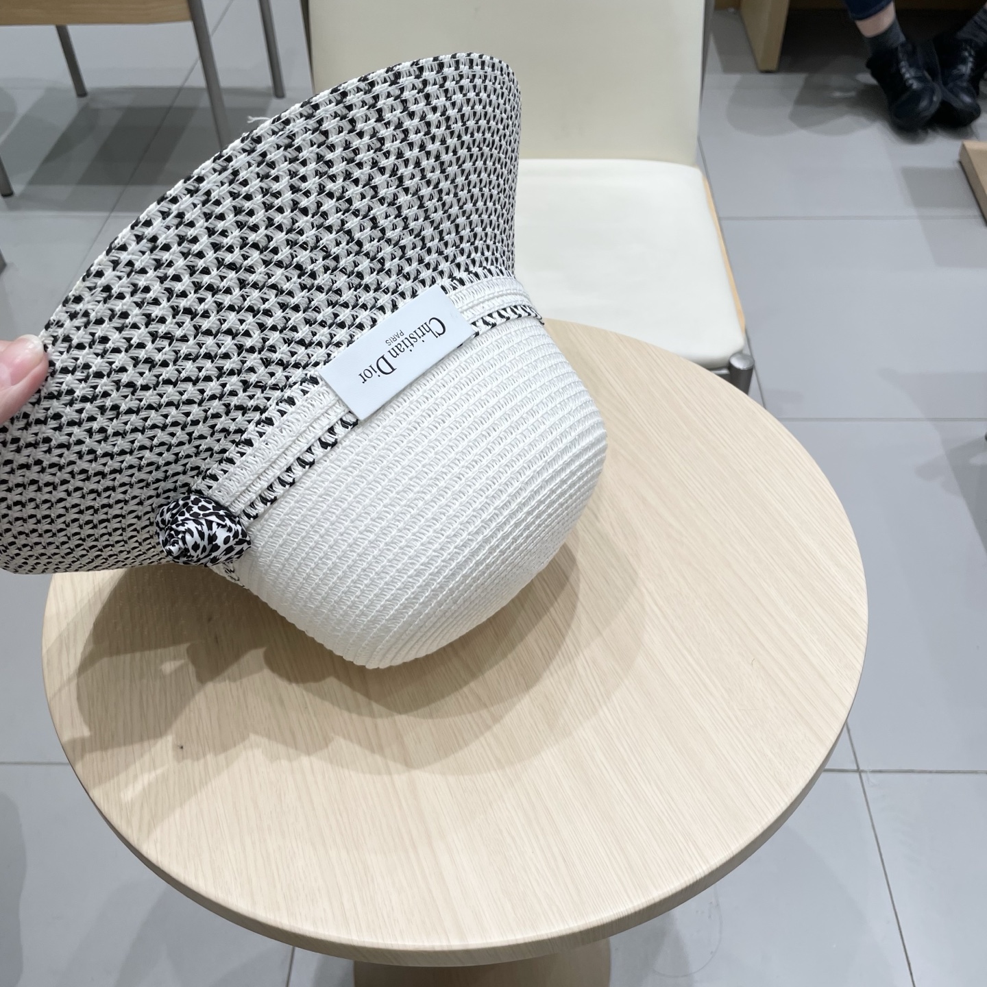  DIOR迪奥赫本风草帽女拼色渔夫帽女士夏季防晒帽草编透气遮阳帽子夏天凉帽