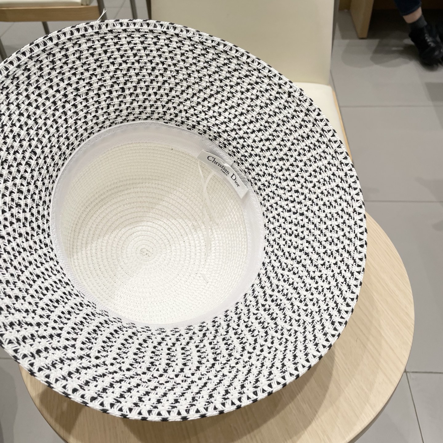  DIOR迪奥赫本风草帽女拼色渔夫帽女士夏季防晒帽草编透气遮阳帽子夏天凉帽