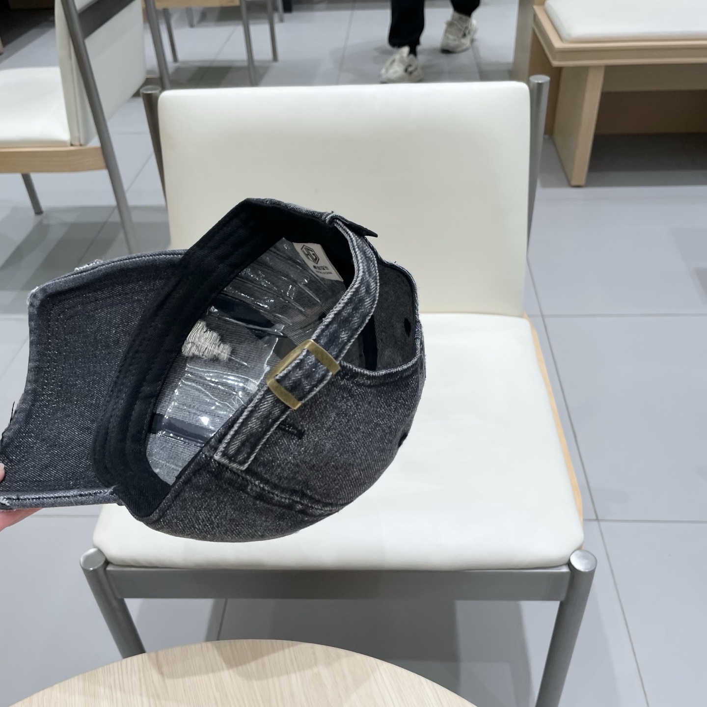   蒙口MONCLER新款棒球帽，时尚炸街单品，风格很OK，网红.时尚博主的最爱！高品质舒适透气，凹造型