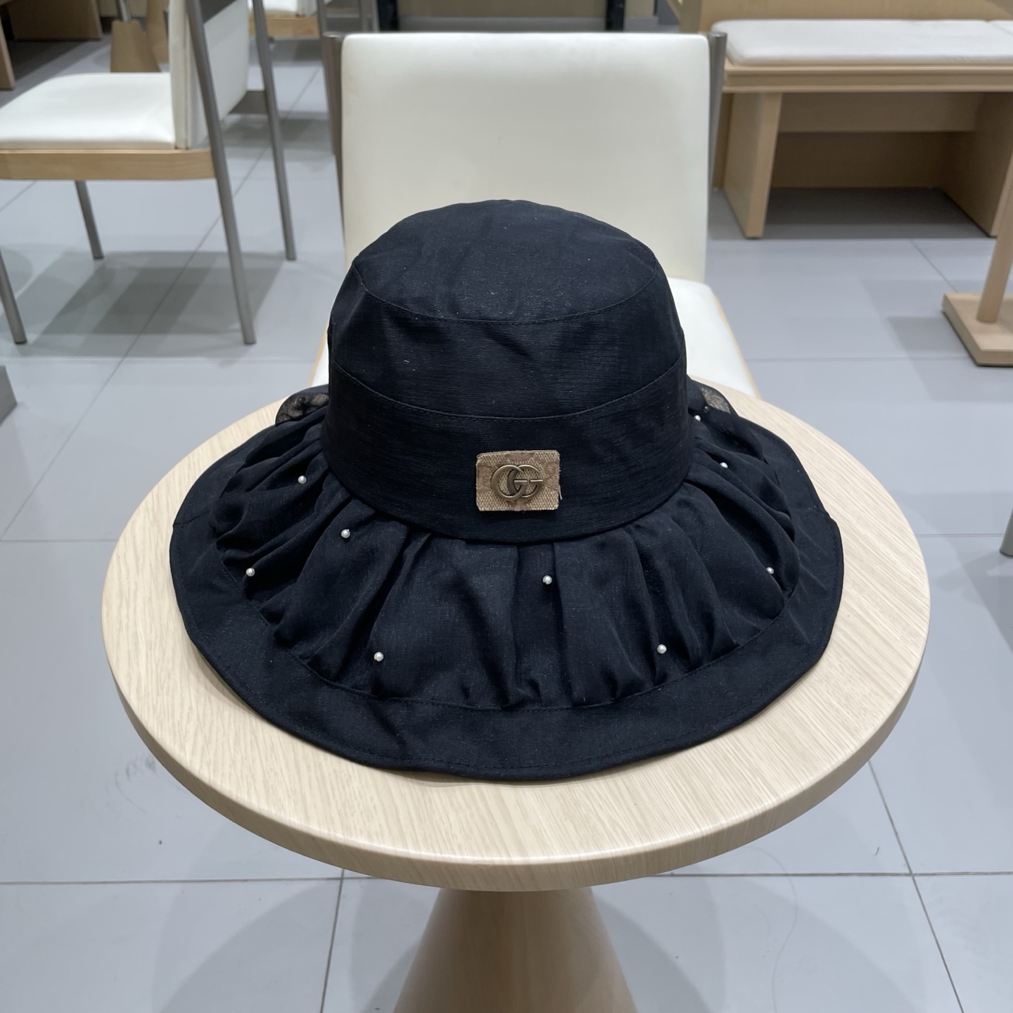  GUCCI古奇帽子女2025春夏新款休闲珍珠卷边可折叠夏天防紫外线大帽檐渔夫帽