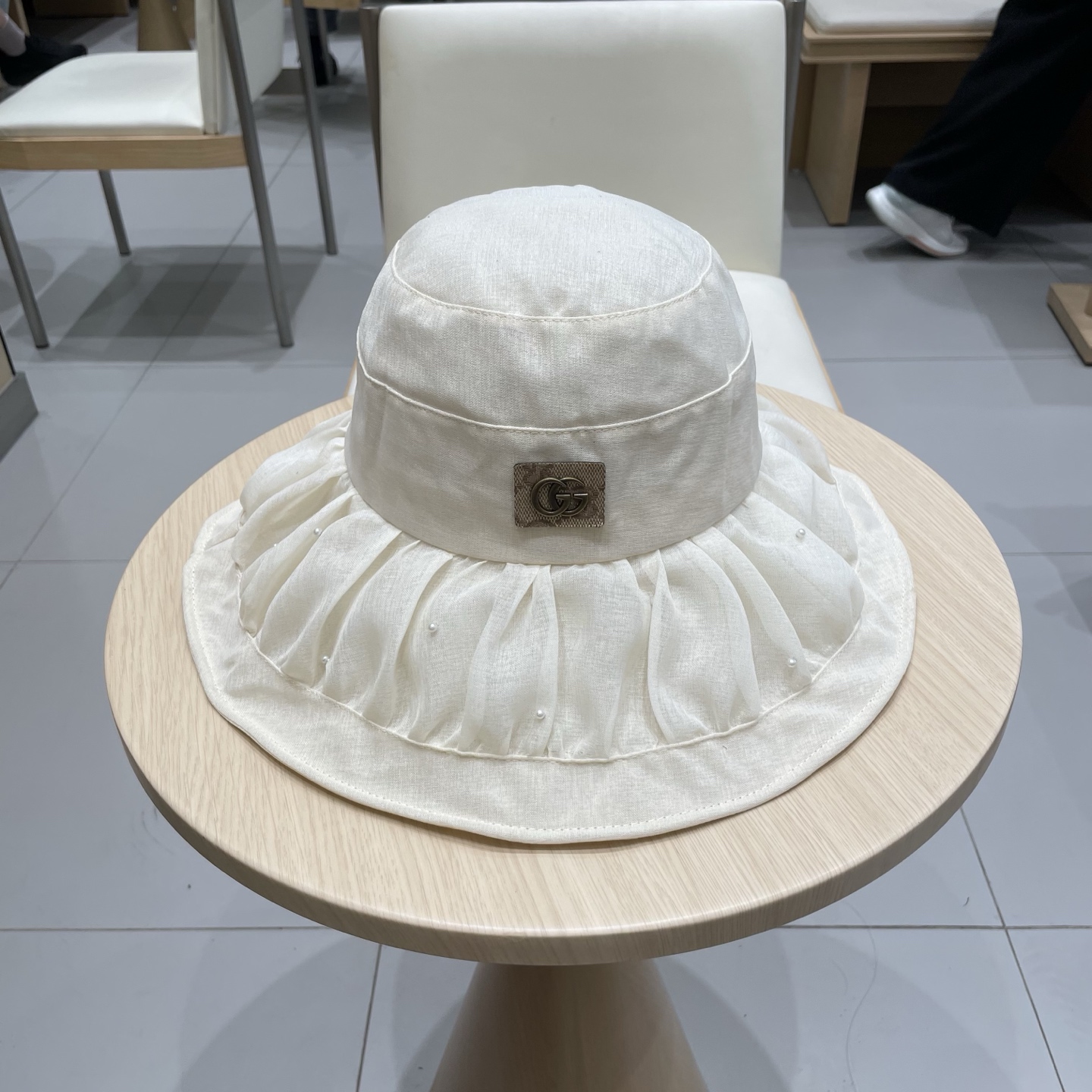 NO:344259,GUCCI Guchi Hat Women's 2025 Spring and Summer New Casual Pearl Curly Foldable Summer UV Anti-Blade Fisherman Hat Hat Straw Hat Fisherman Hat Baseball Hat, Hats, Gucci, espadrilles, HatsGUCCI古奇帽子女2025春夏新款休闲珍珠卷边可折叠夏天防紫外线大帽檐渔夫帽帽子草帽渔夫帽棒球帽,帽子,gucci,espadrilles,hats,hat