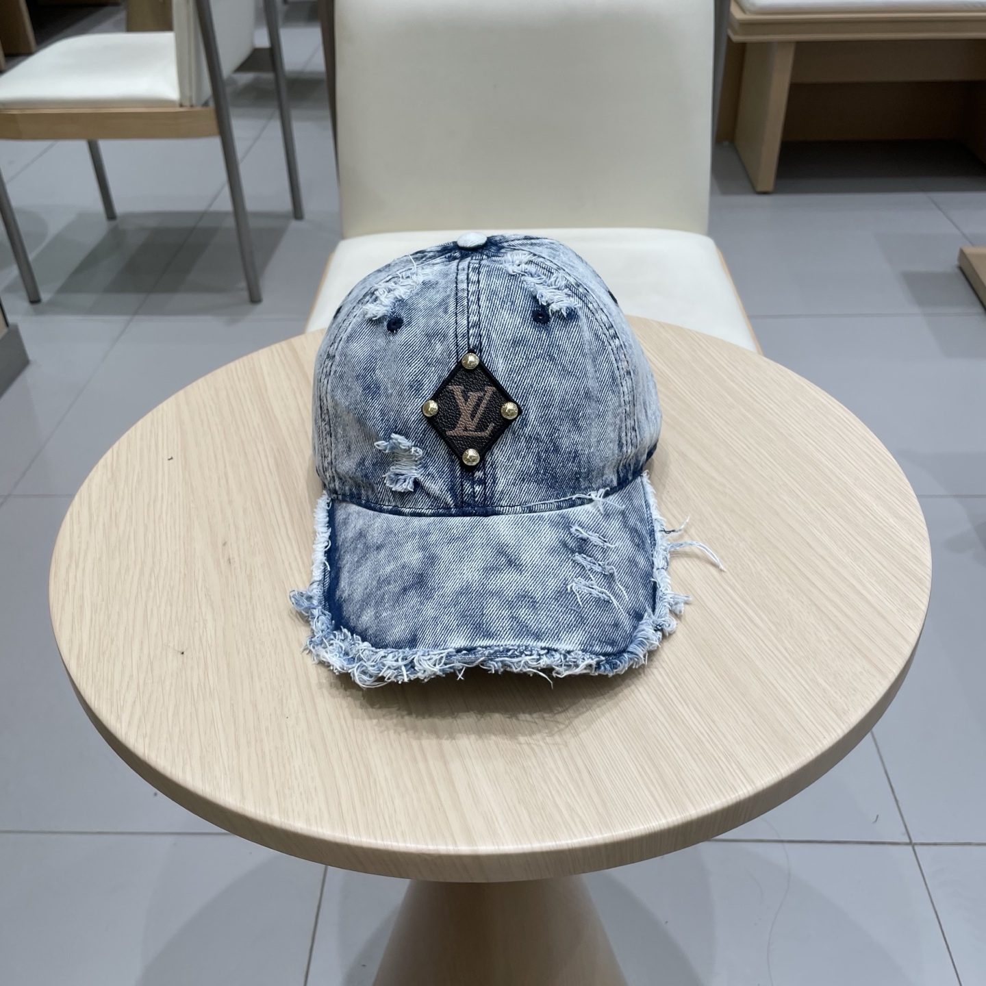 NO:220824,Louis Vuitton Baseball Cap Louis Vuitton's new LV baseball cap, heavy industry creates high-end and atmospheric, versatile and universal for both men and women!  Run volume!  Hat fisherman hat baseball hat knit hat, hat, louis vuitton, louis vuitton, louis vuitton, espadrilles, hats19860909路易威登棒球帽 LouisVuitton新款LV棒球帽,重工打造高端大气,百搭款男女通用！跑量！帽子渔夫帽棒球帽针织帽,帽子,louis vuitton,louis vuitton,louis vuitton,espadrilles,hats,hat