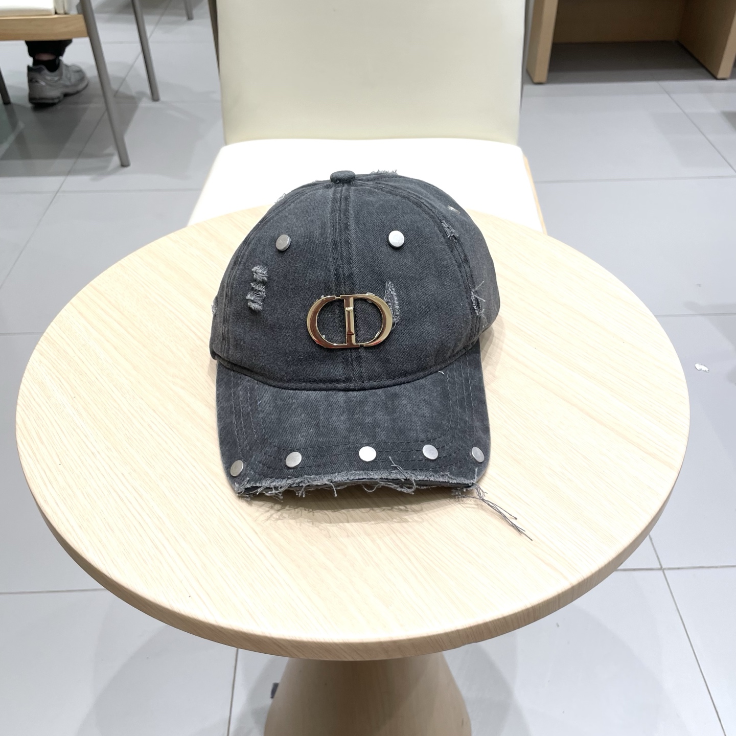 NO:363573,[DIOR] New simple baseball caps with volume, new models are shipped, big brands are super easy to match, buy them quickly!  Hat Straw Hat Fisherman Hat Baseball Hat Knitted Hats, Hats, Dior, Dior, espadrilles, hats【DIOR迪奥】新款走量简约棒球帽,新款出货,大牌款超好搭配,赶紧入手！帽子草帽渔夫帽棒球帽针织帽,帽子,dior,dior,espadrilles,hats,hat