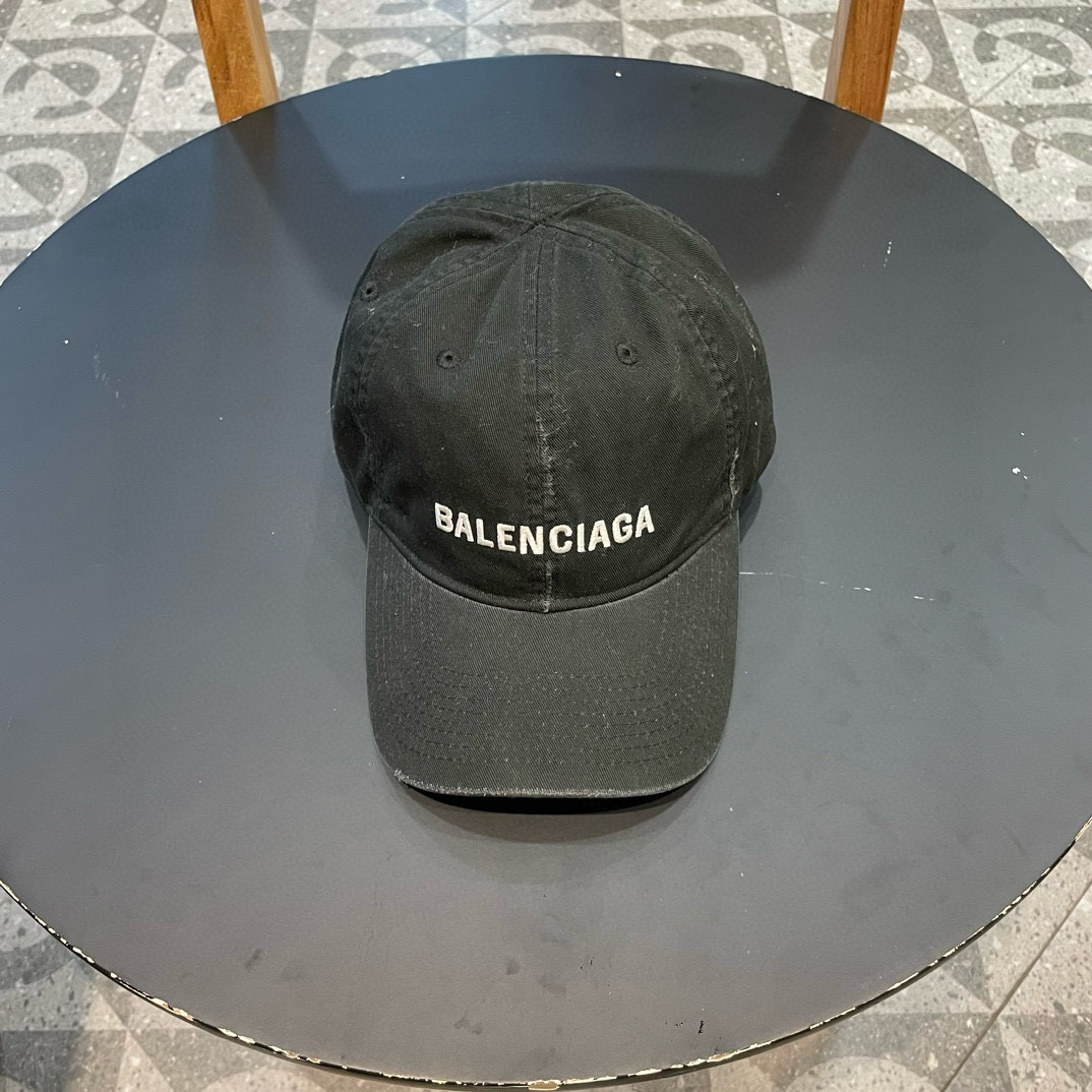 NO:228806,BALENCIAGA's new wash buffet baseball cap, cool colors, different styles for men and women, the first batch is shipped first!  Paris fans must-have!  Hat straw hat fisherman hat baseball hat, hat, balenciaga, balenciaga, espadrilles, hats19860909BALENCIAGA巴黎世家新款洗水牛仔棒球帽,很酷的色系,男女佩戴都有不同style,第一批抢先出货！巴黎粉必入款！帽子草帽渔夫帽棒球帽,帽子,balenciaga,balenciaga,espadrilles,hats,hat