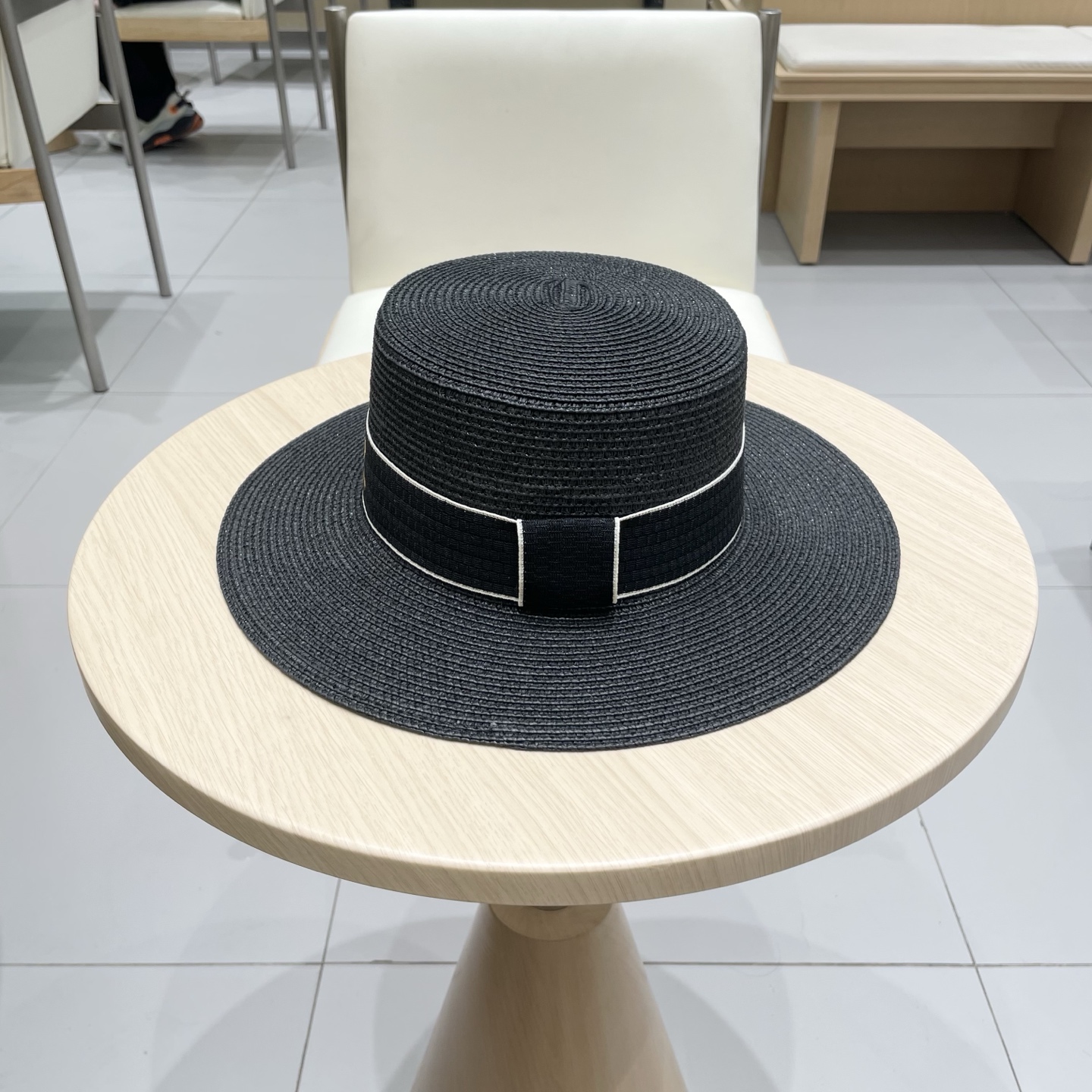  塞琳celien新款草帽，平顶草帽礼帽，头围57cm