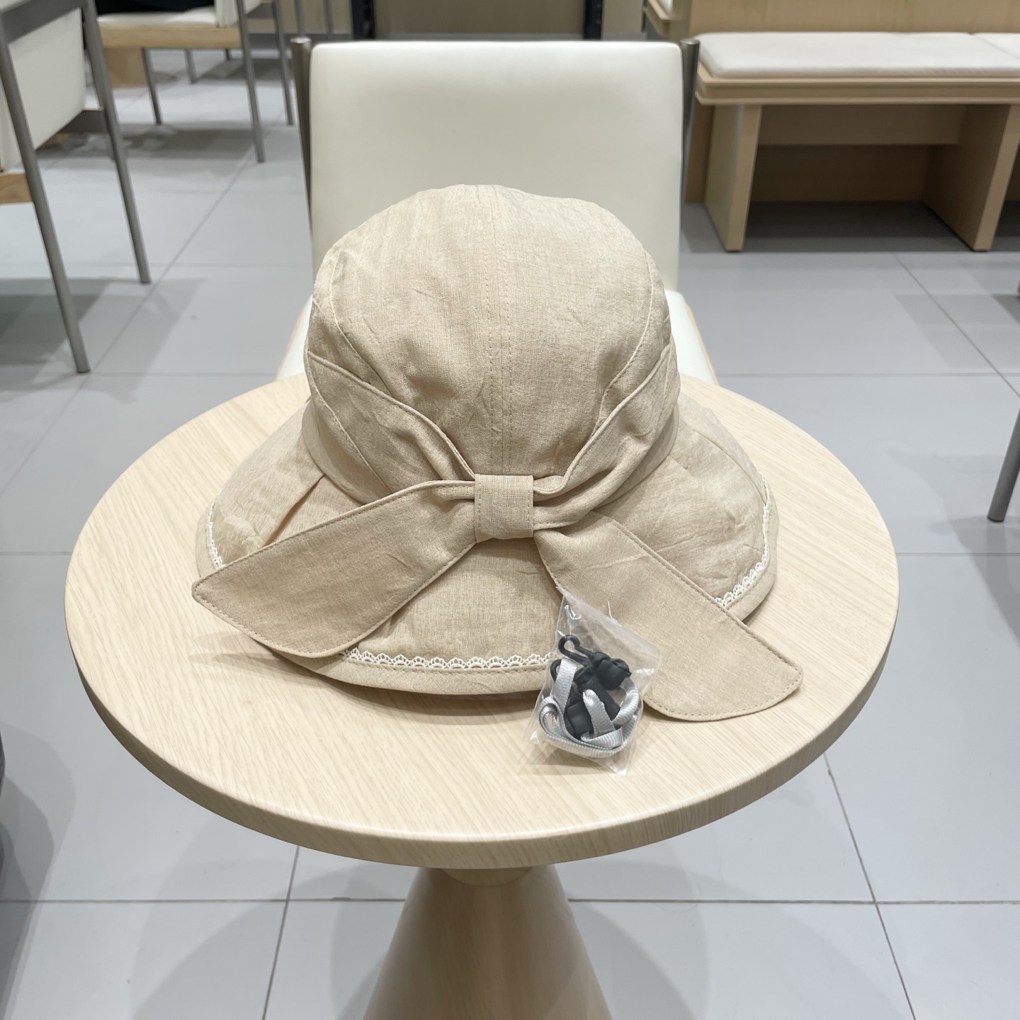  LV渔夫帽，防风绳薄款渔夫帽