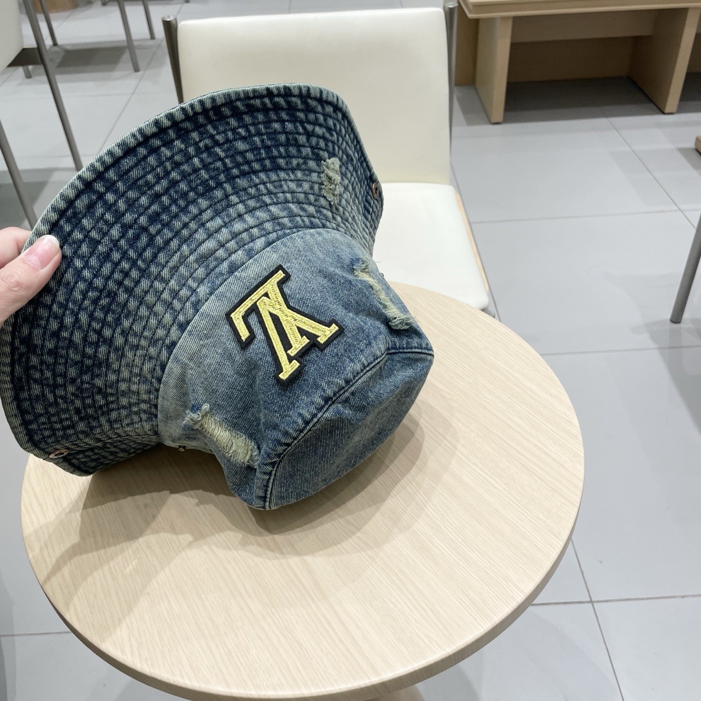   🧢路易威登棒球帽 LouisVuitton😍西部牛仔复古破洞登山帽子女春夏钓鱼遮阳防晒韩版个性百搭渔