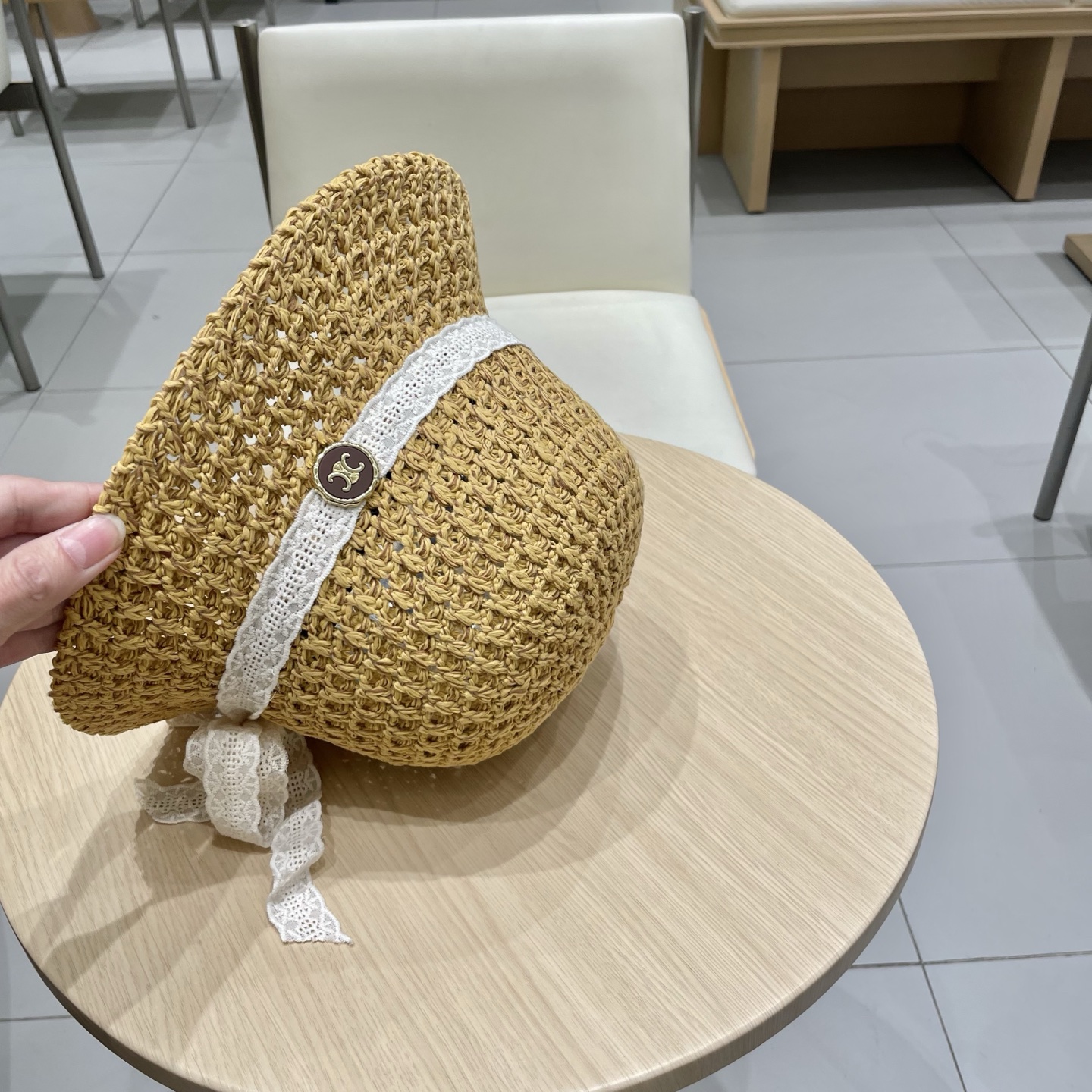  celine塞琳2025新款韩版潮小清新大帽檐女沙滩镂空针织帽女遮阳帽子可折叠