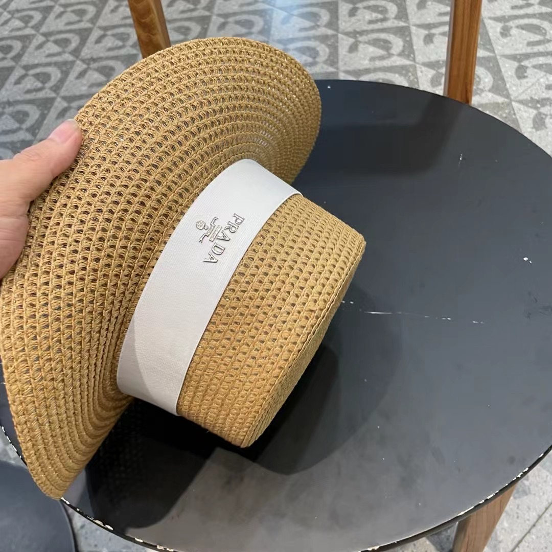  【PRADA普拉达】新款大牌织带镂空平顶草帽，出街必备超好搭配，赶紧入手！