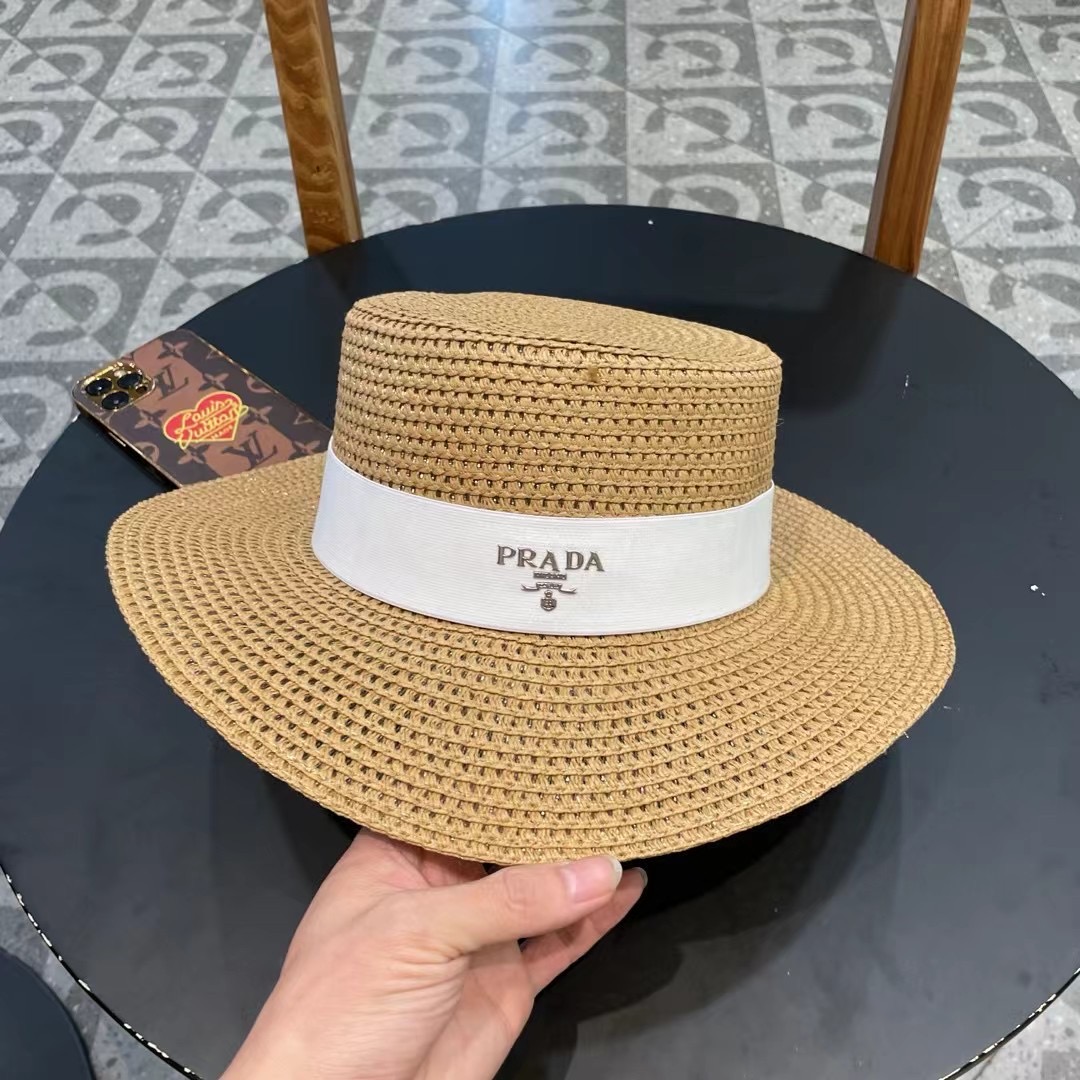  【PRADA普拉达】新款大牌织带镂空平顶草帽，出街必备超好搭配，赶紧入手！