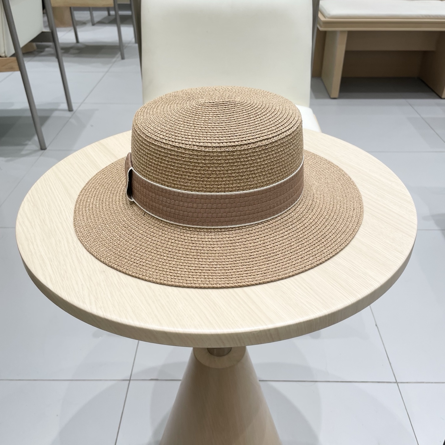  塞琳celien新款草帽，平顶草帽礼帽，头围57cm