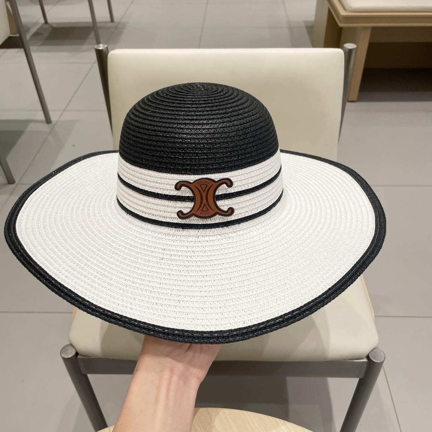  塞琳celien新款草帽，沙滩帽礼帽，头围57cm